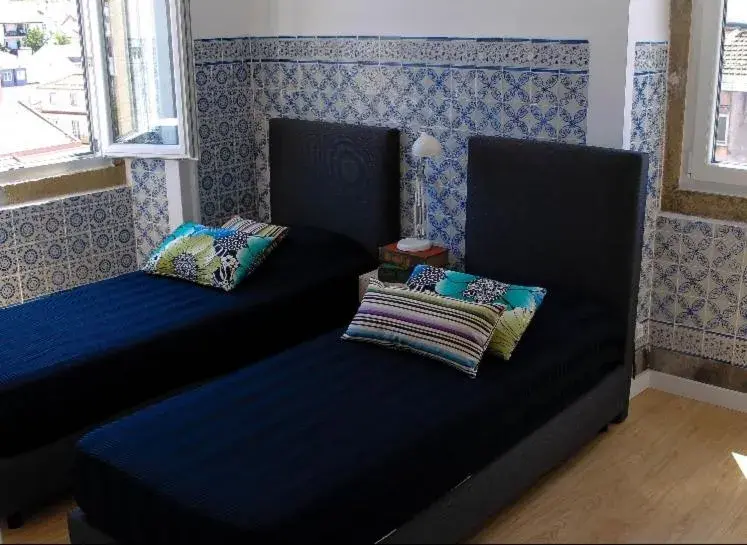 Superior Twin Room with City View and Private Bathroom in Back to Lisbon Hostel Superior Twin Room with City View and Private Bathroom in Back to Lisbon Hostel