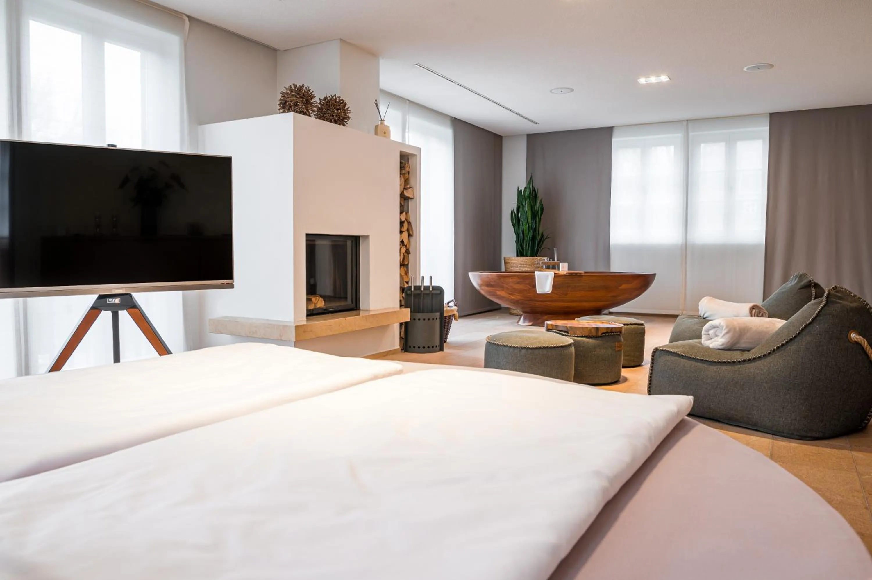 Photo of the whole room, Bed in Neumühle Resort & Spa