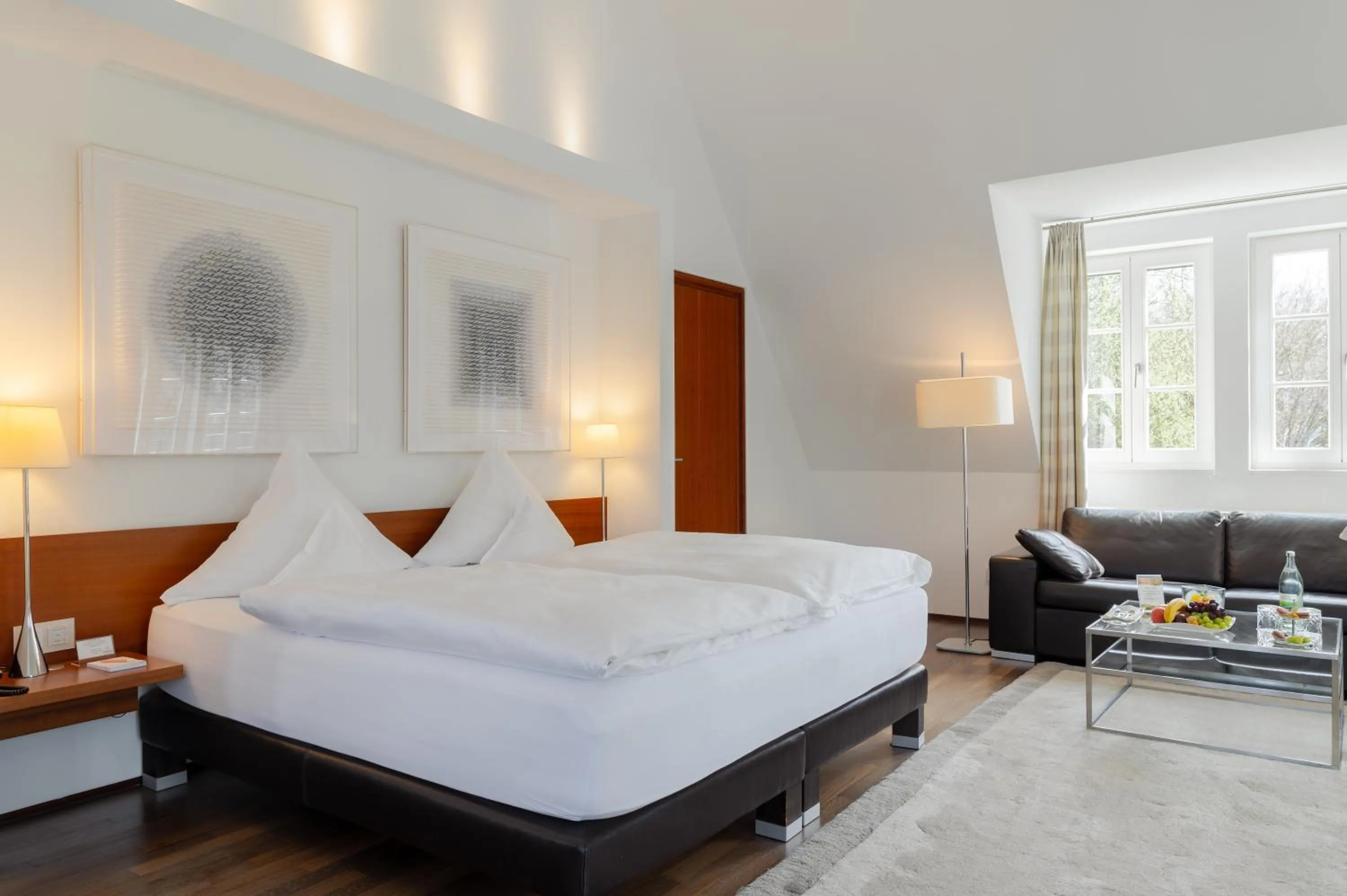 Living room, Bed in Neumühle Resort & Spa