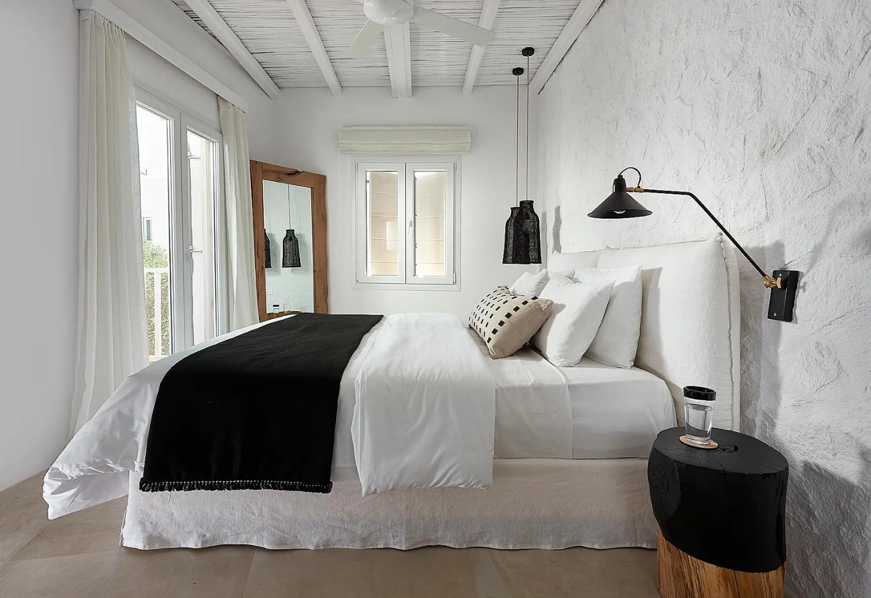 Bedroom, Bed in Delmar Apartments & Suites Milos - Delmar Collection