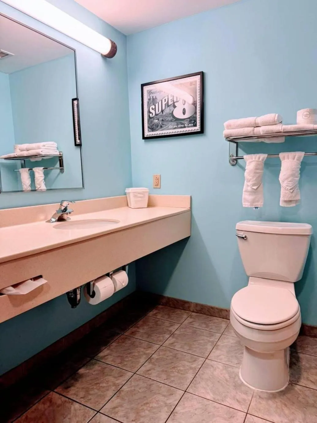 Bathroom in Super 8 by Wyndham Pennsville/Wilmington