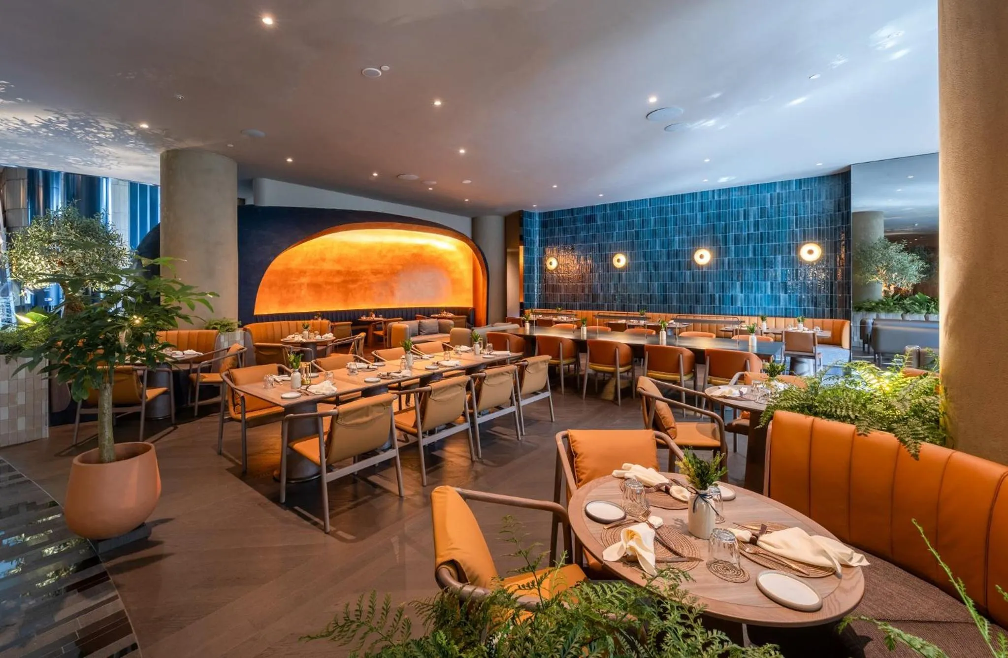 Restaurant/places to eat in Crowne Plaza Changi Airport by IHG