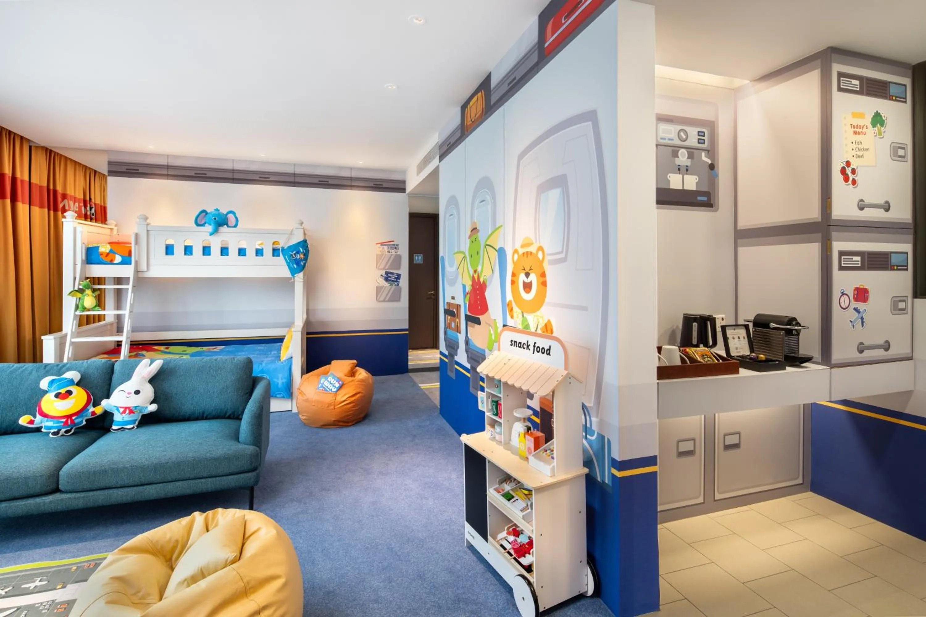 Bedroom in Crowne Plaza Changi Airport by IHG