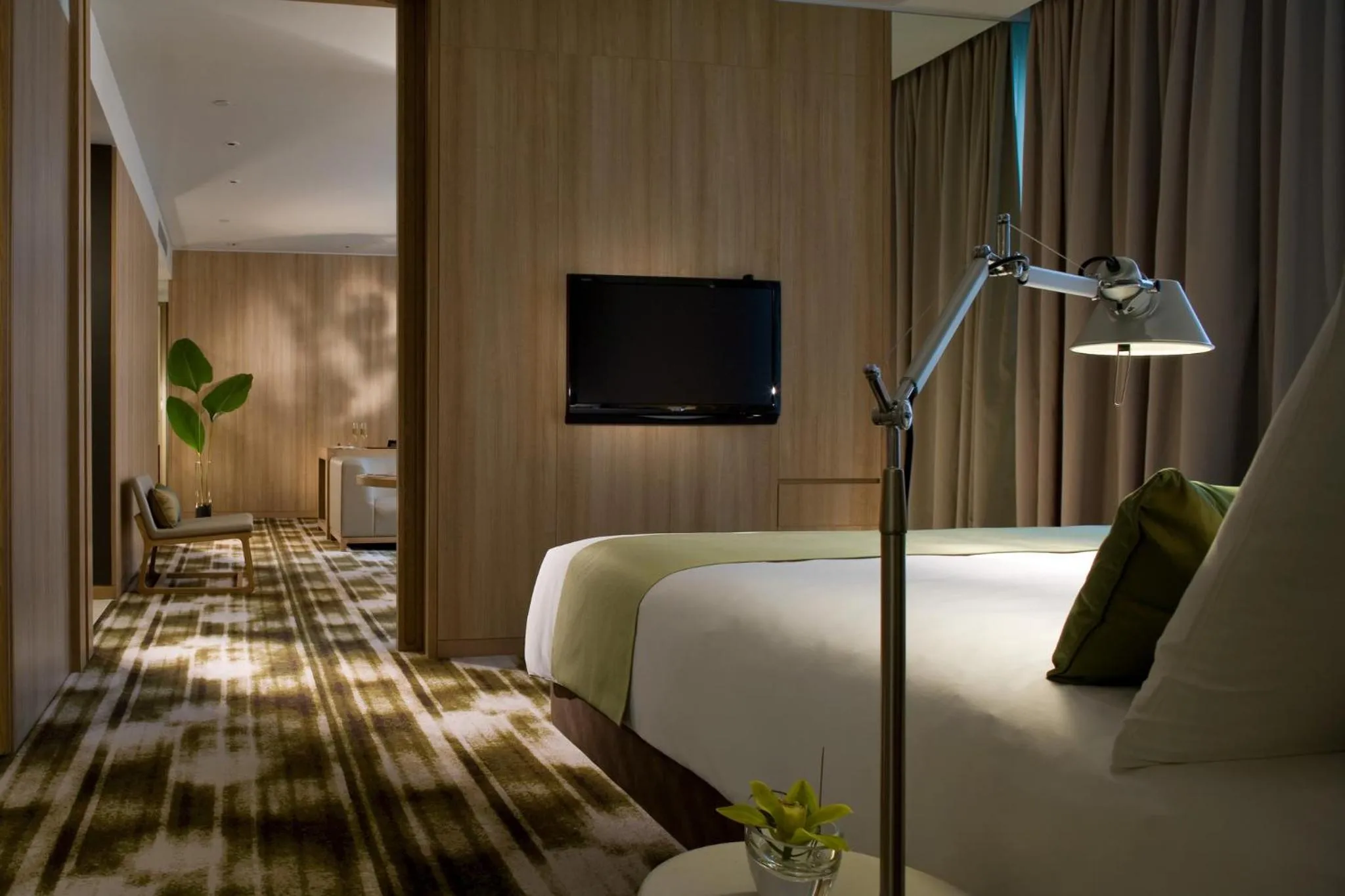 Photo of the whole room, Bed in Crowne Plaza Changi Airport by IHG