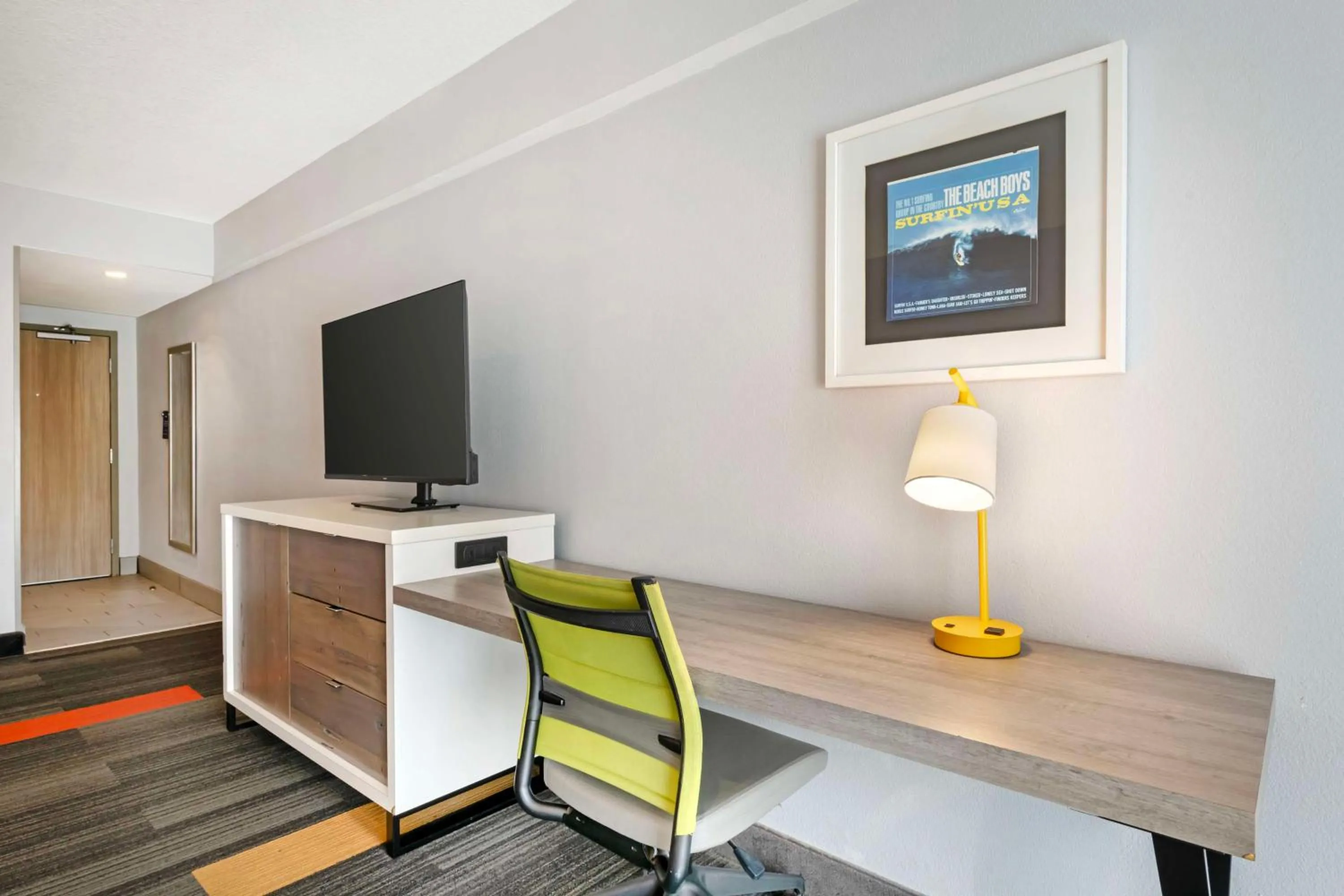 Bedroom in Best Western Oceanfront