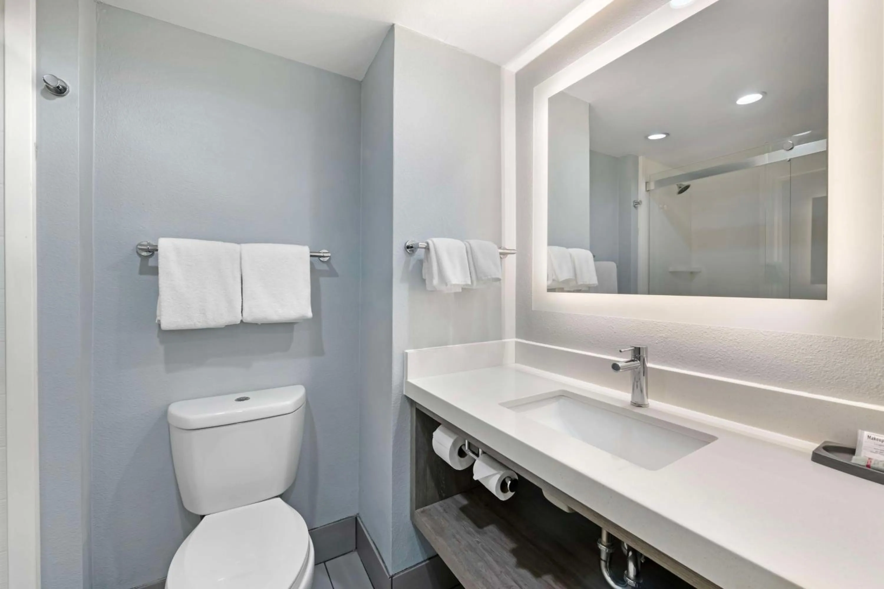 Bathroom in Best Western Oceanfront