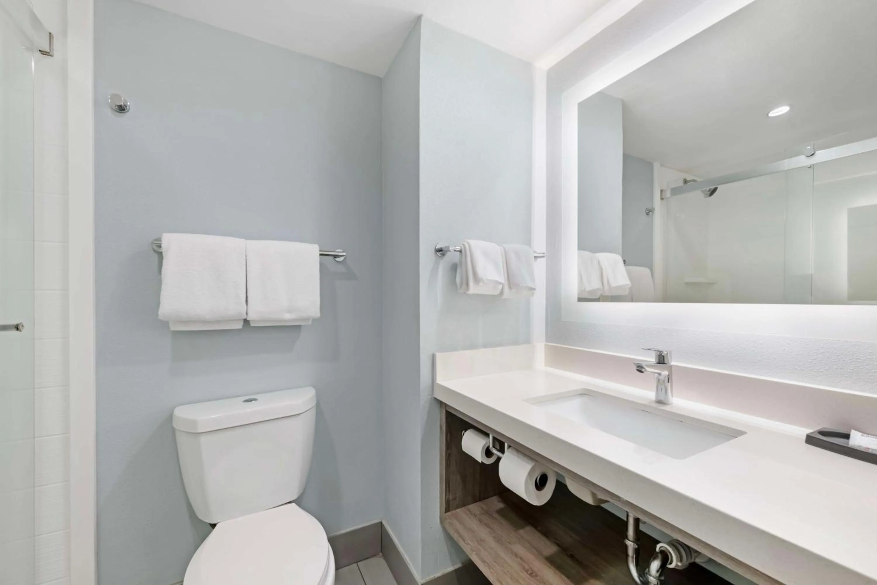 Bathroom in Best Western Oceanfront