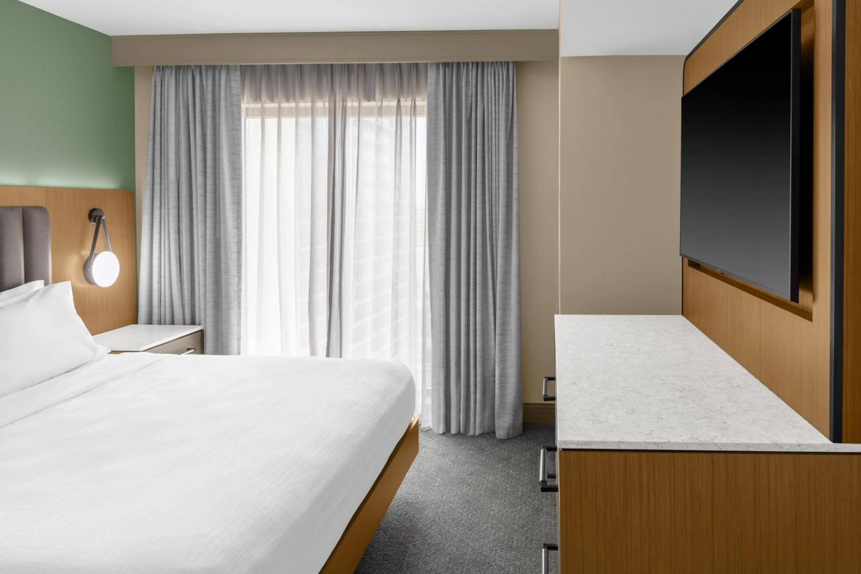 Bed in Embassy Suites San Antonio Riverwalk-Downtown