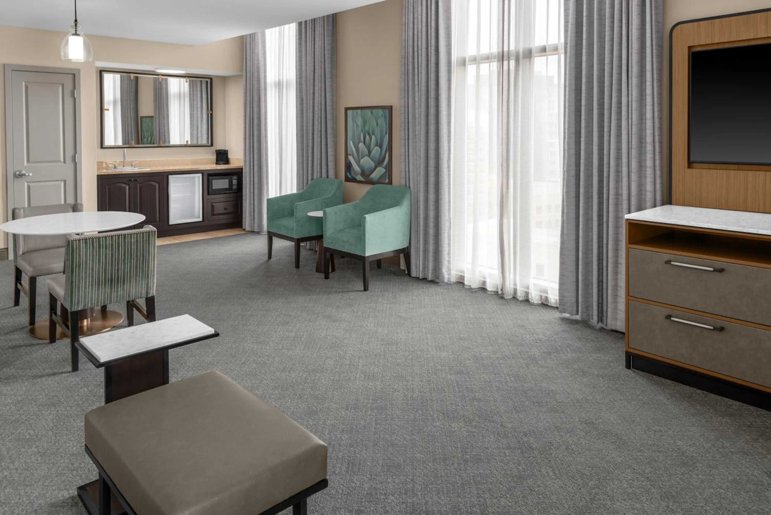 Living room in Embassy Suites San Antonio Riverwalk-Downtown