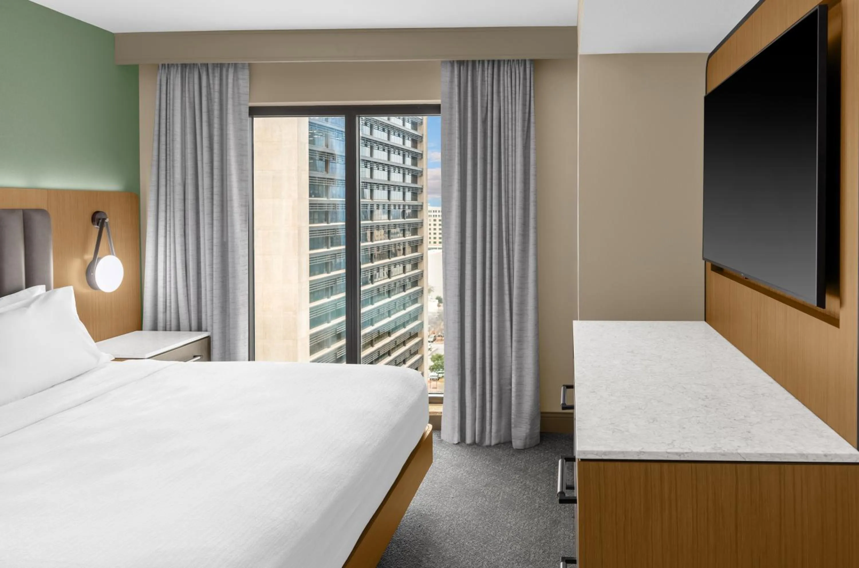 Bed in Embassy Suites San Antonio Riverwalk-Downtown