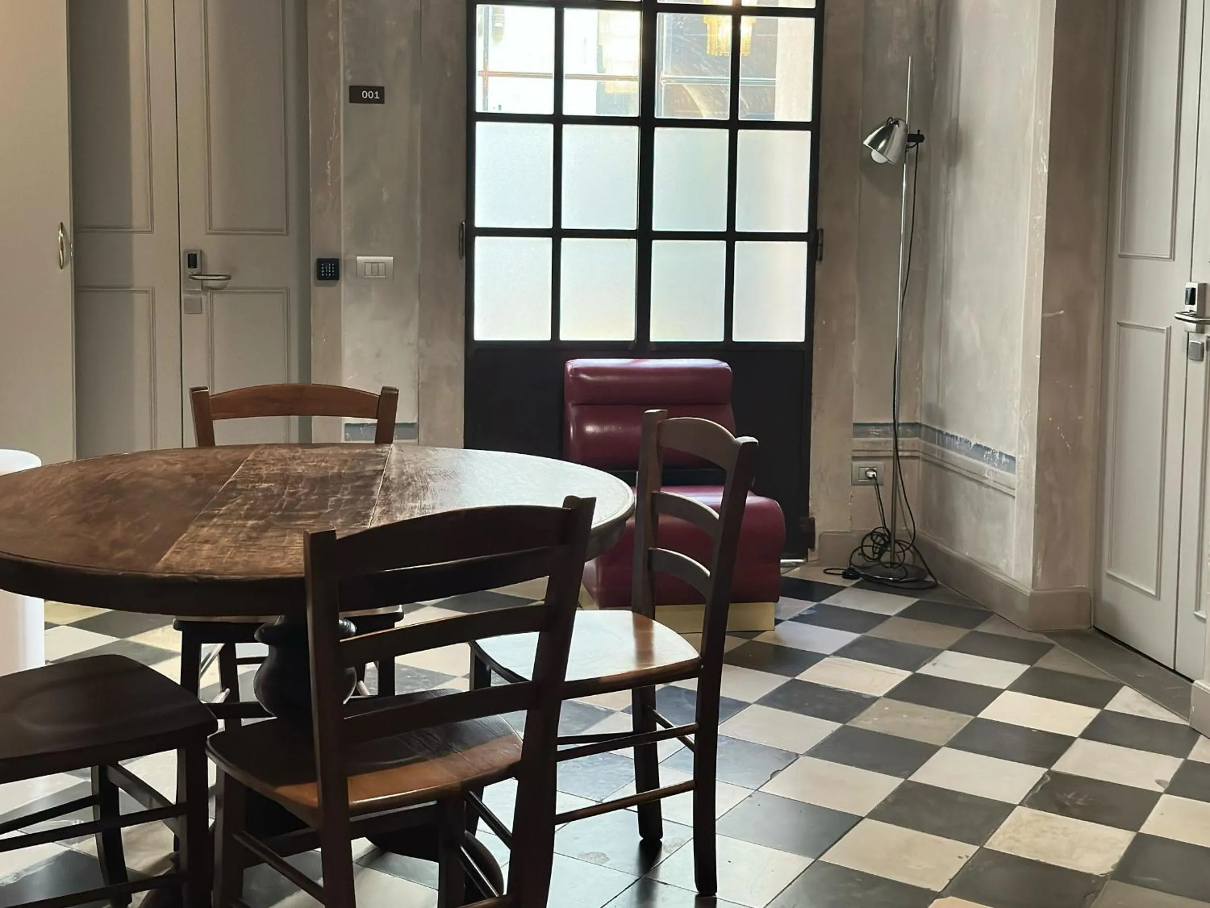 Seating area in Numa Florence Palazzo San Niccolò