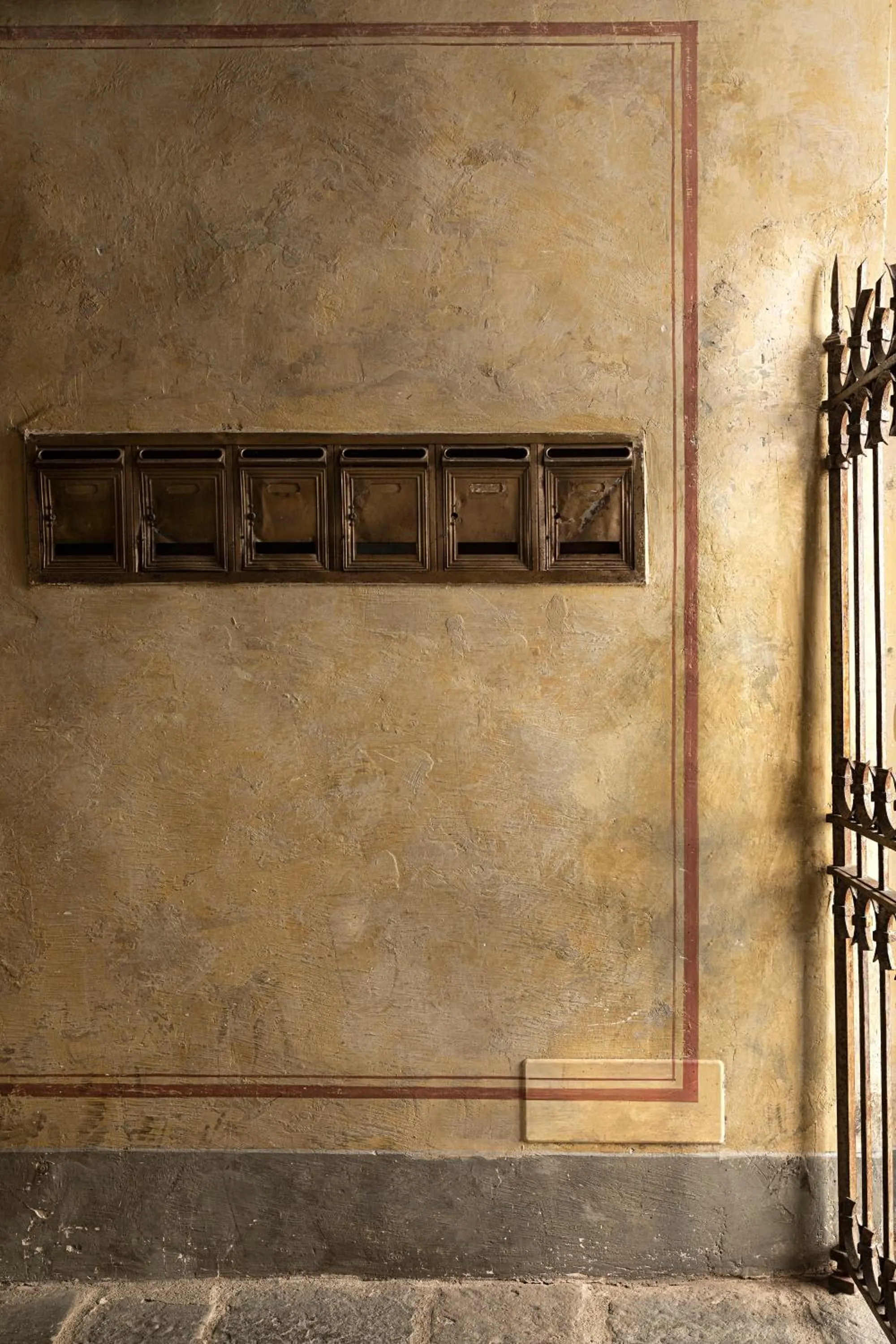 Decorative detail in Numa Florence Palazzo San Niccolò