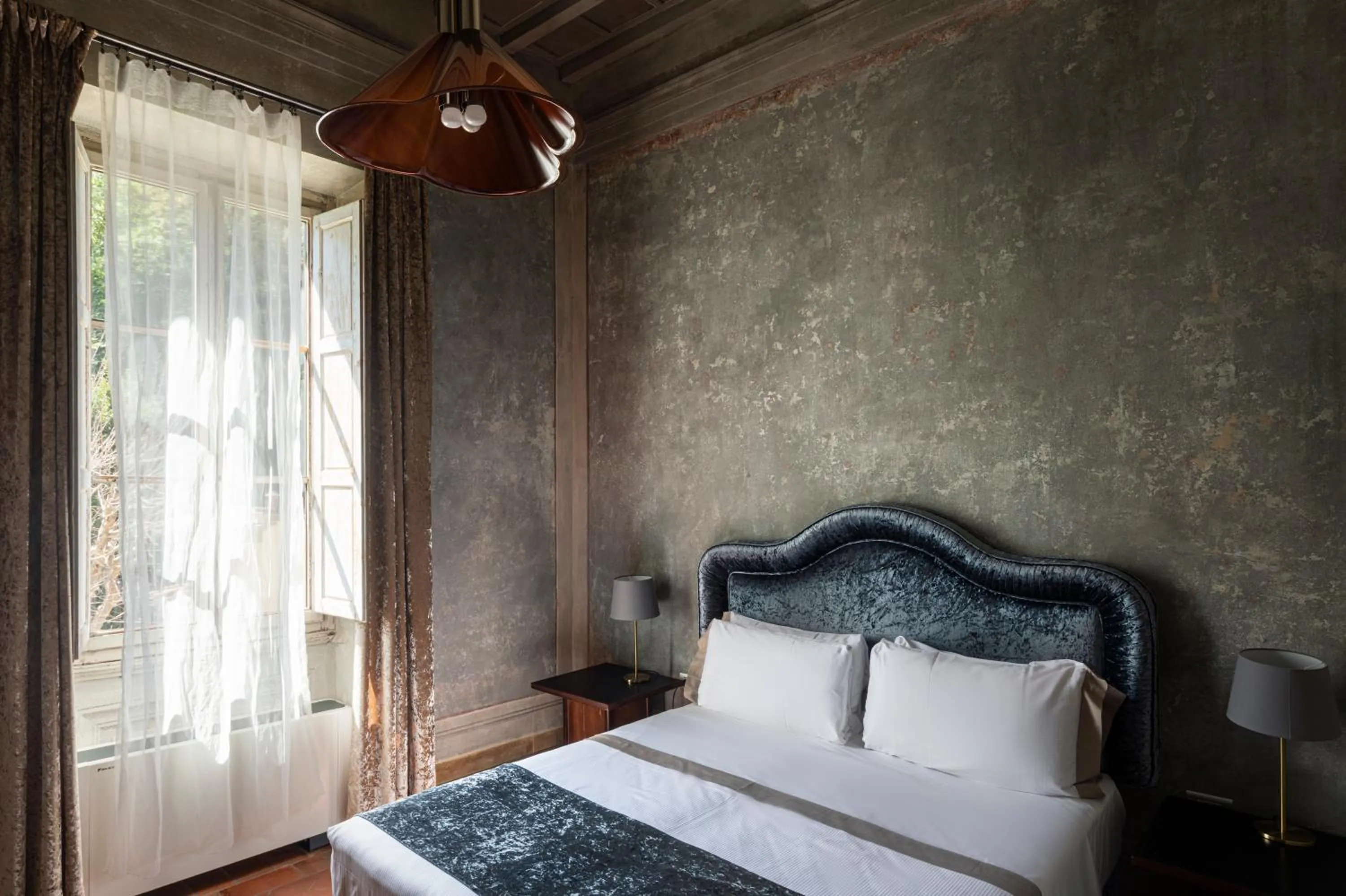 Bed in Numa Florence Palazzo San Niccolò