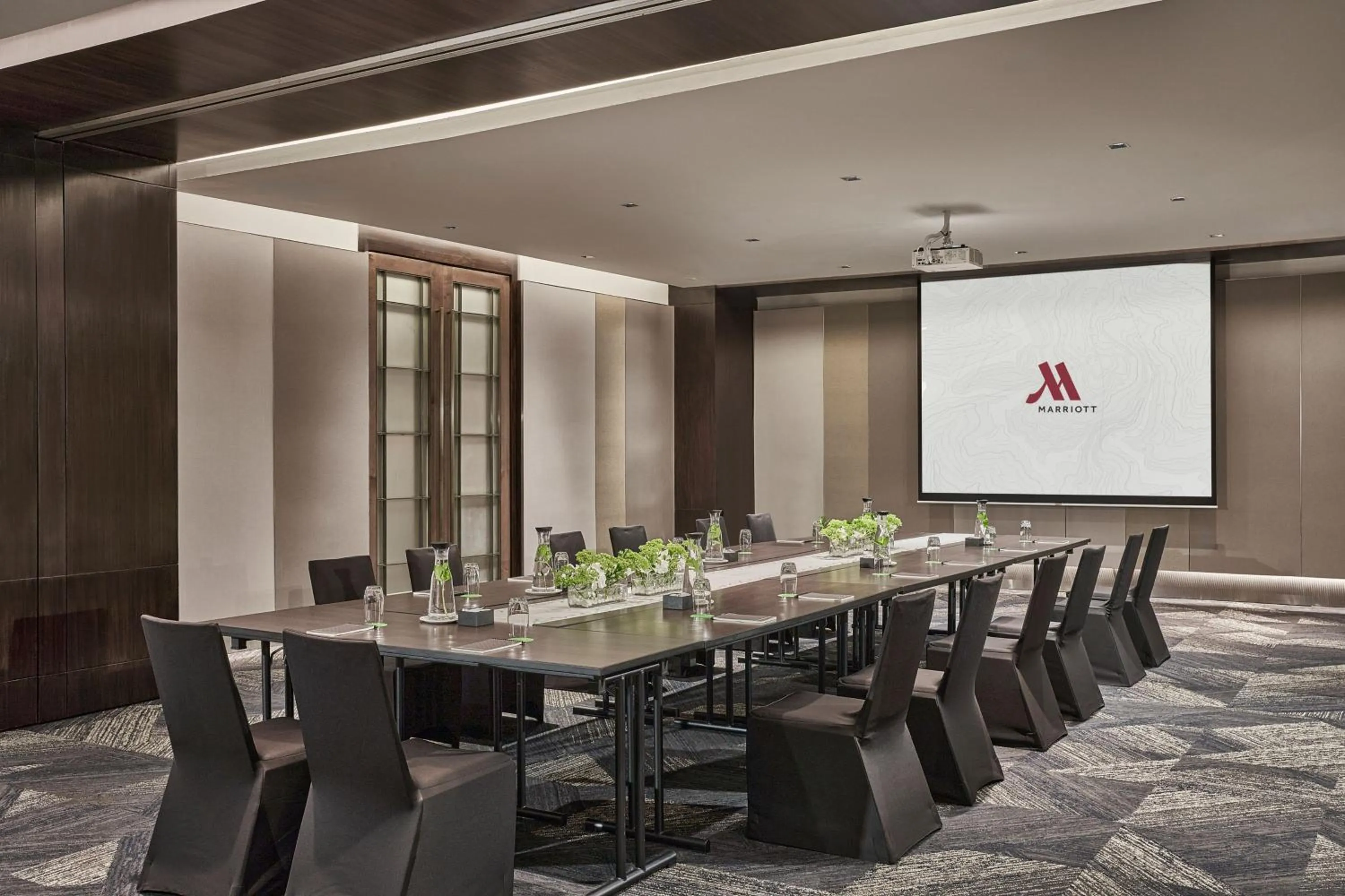 Meeting/conference room in Singapore Marriott Tang Plaza Hotel