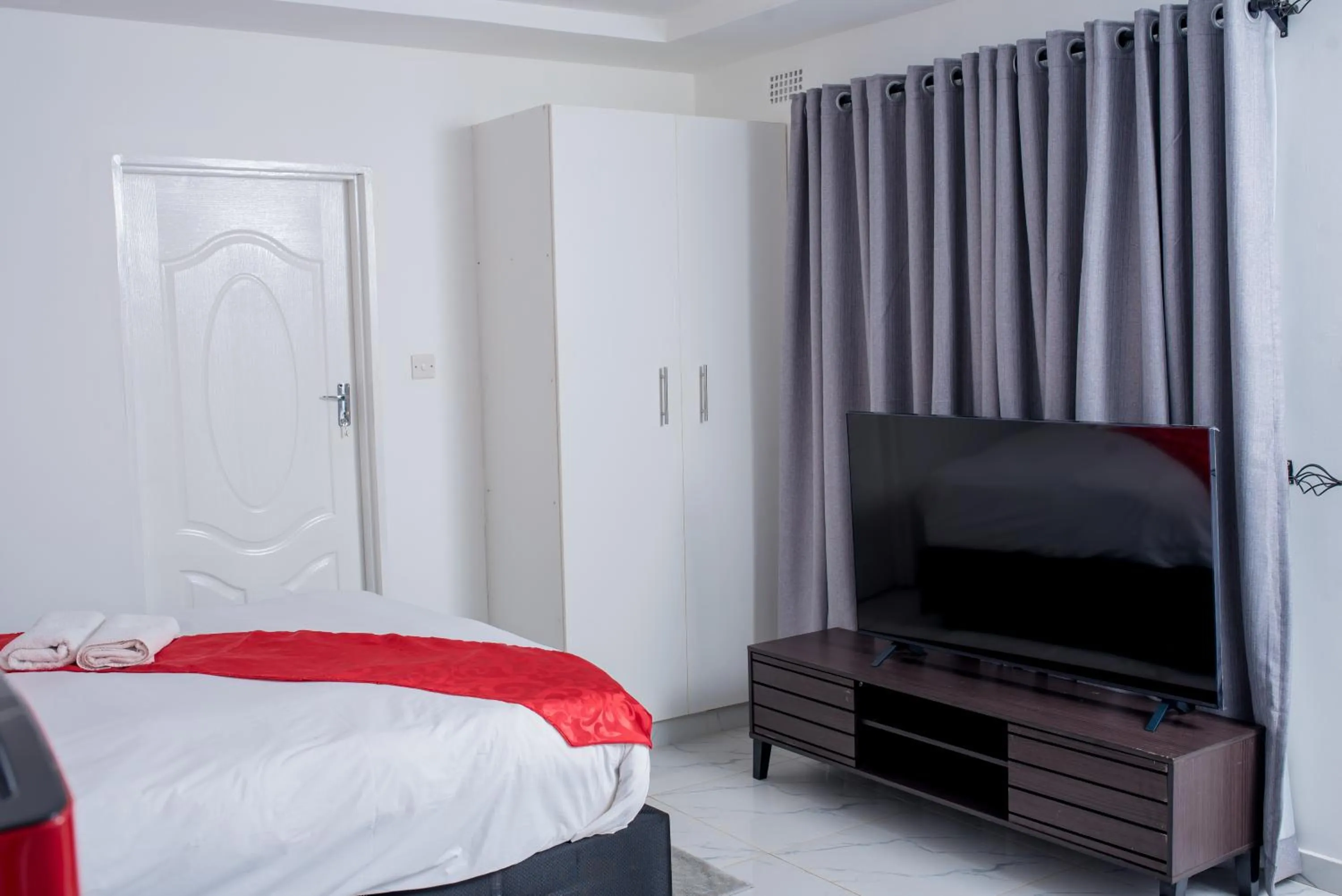 TV and multimedia, Bed in Mt Pleasant Bed and Breakfast Ltd