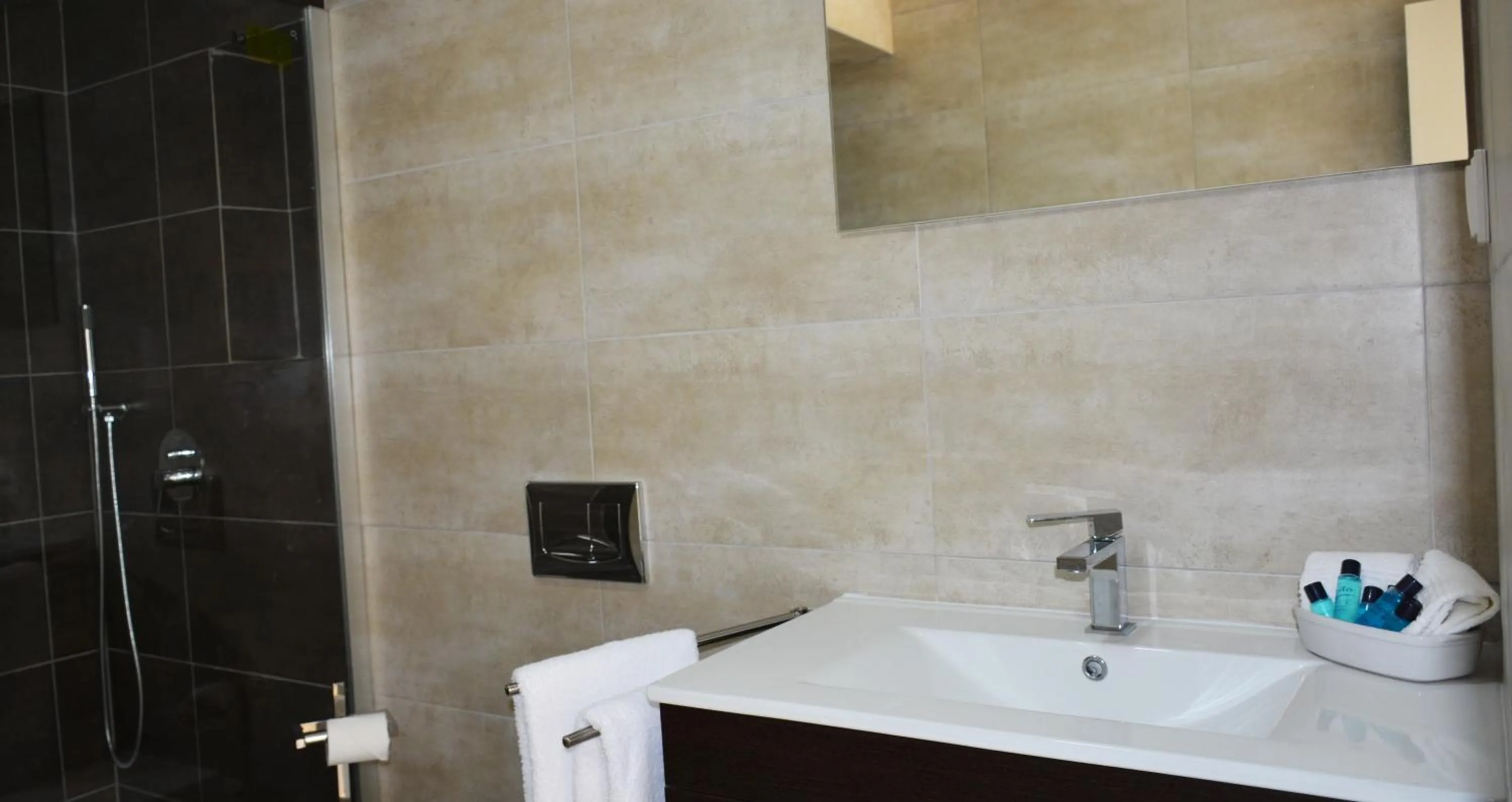 Bathroom in Tavira Terrace