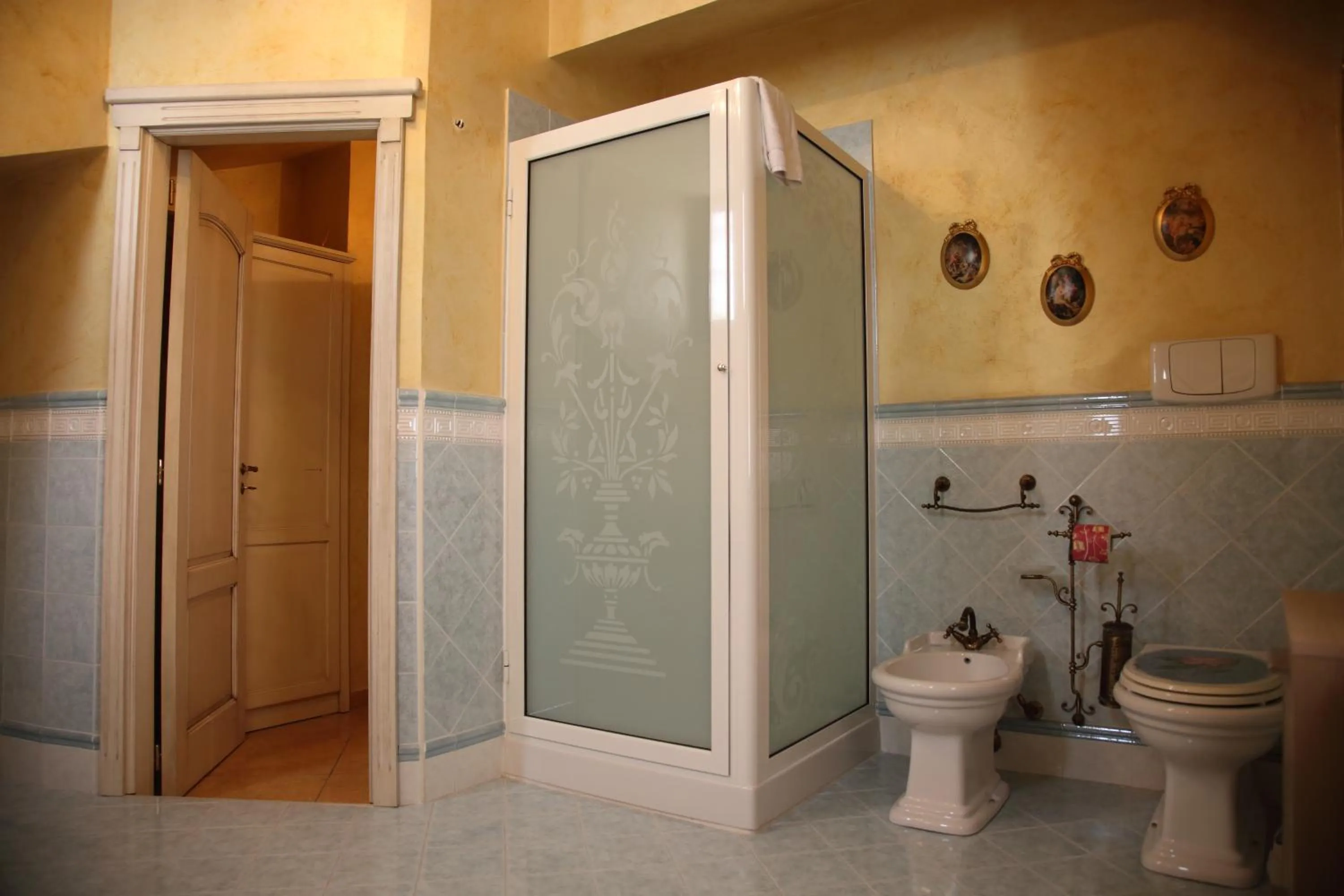 Breakfast in À La Maison De Gabry