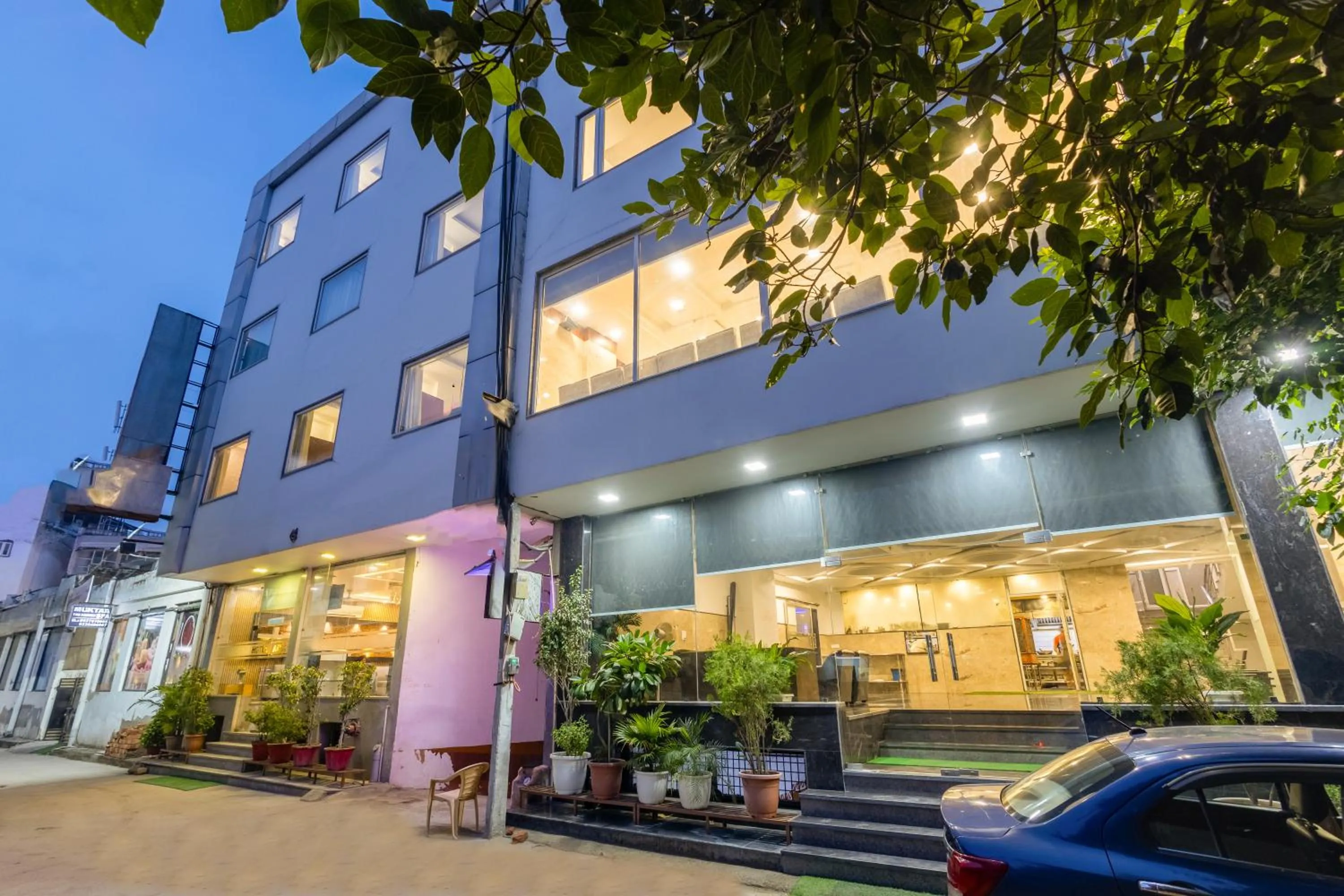 Property building in Arch - Near Aerocity New Delhi