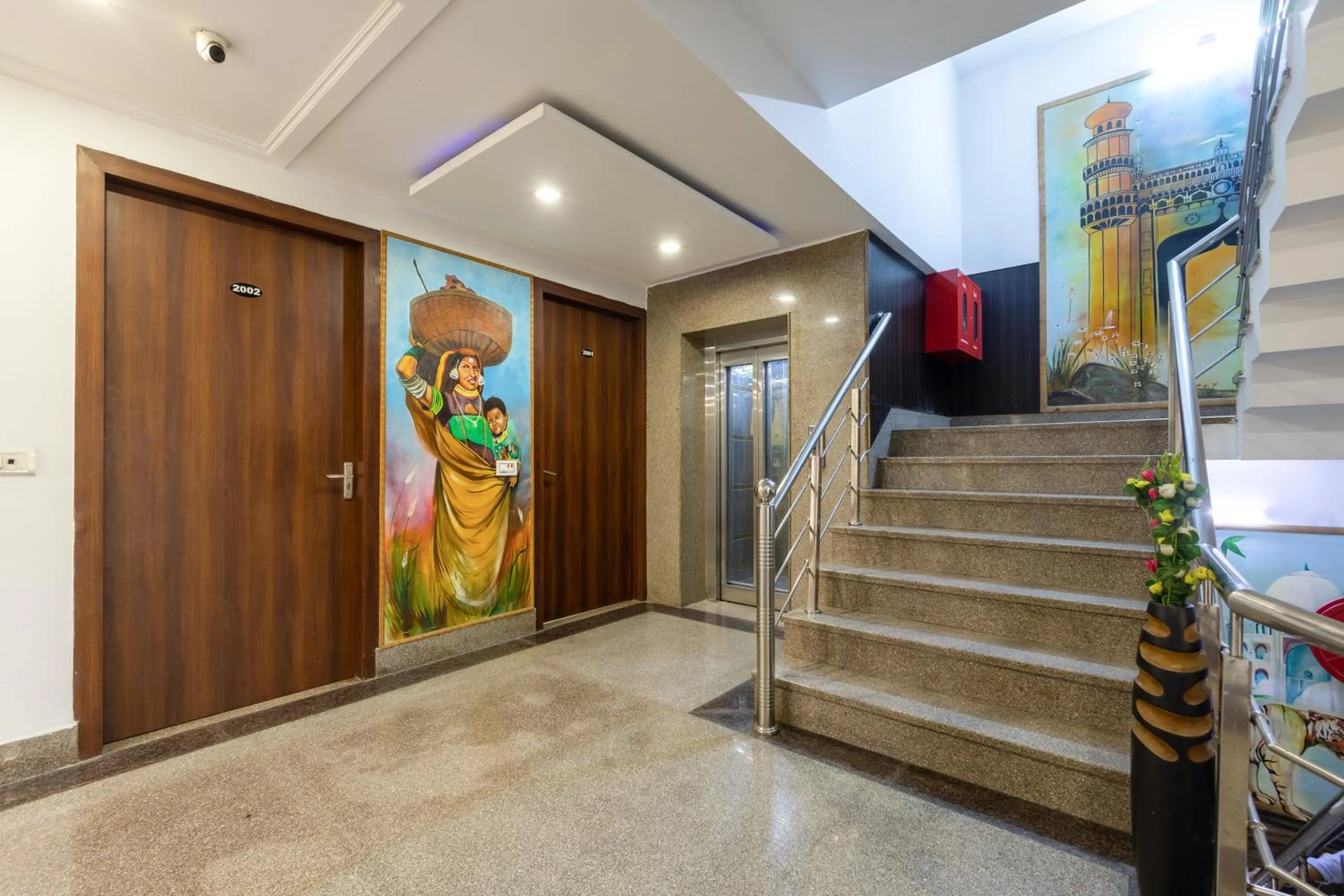 elevator in Arch - Near Aerocity New Delhi