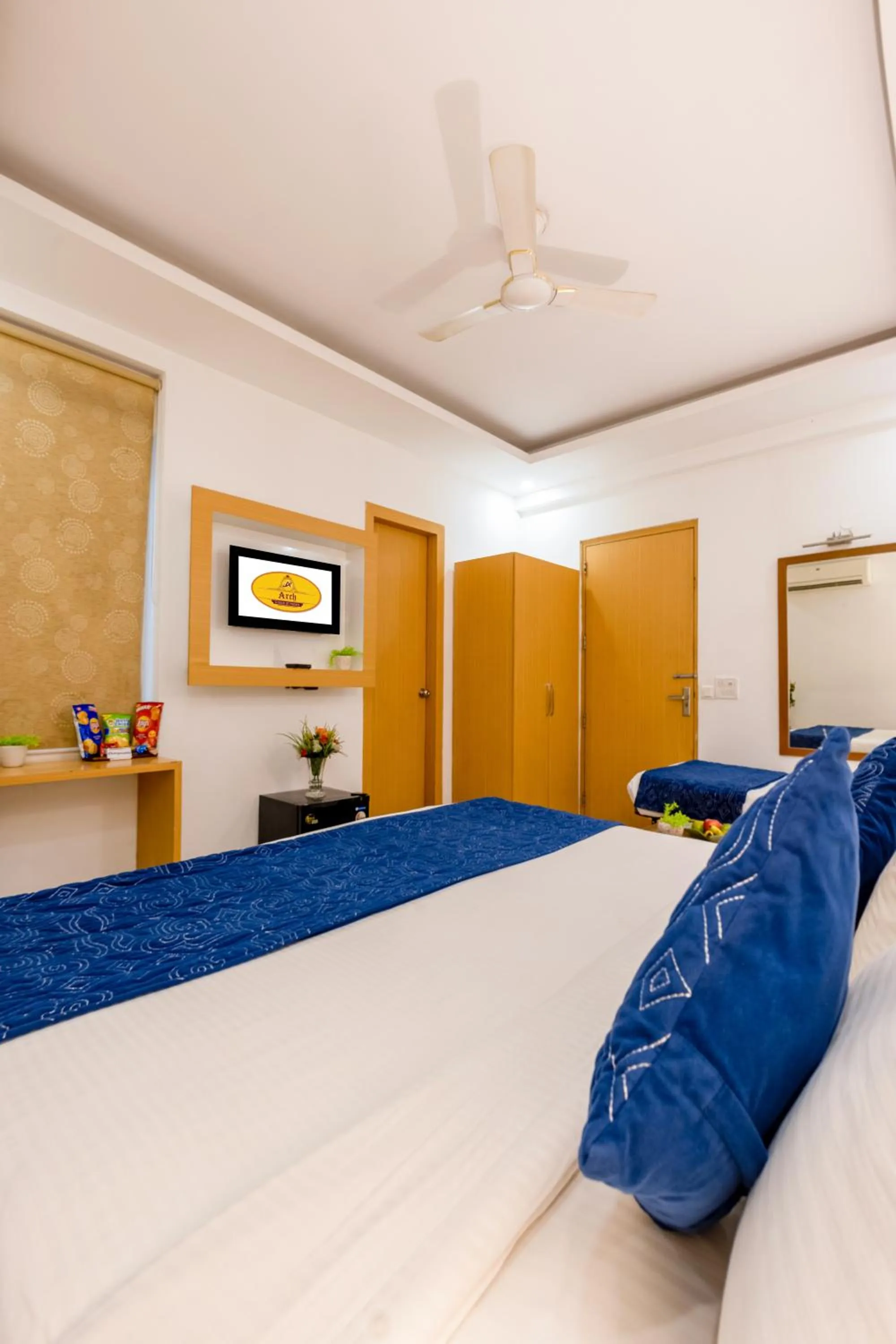 Bed in Arch - Near Aerocity New Delhi