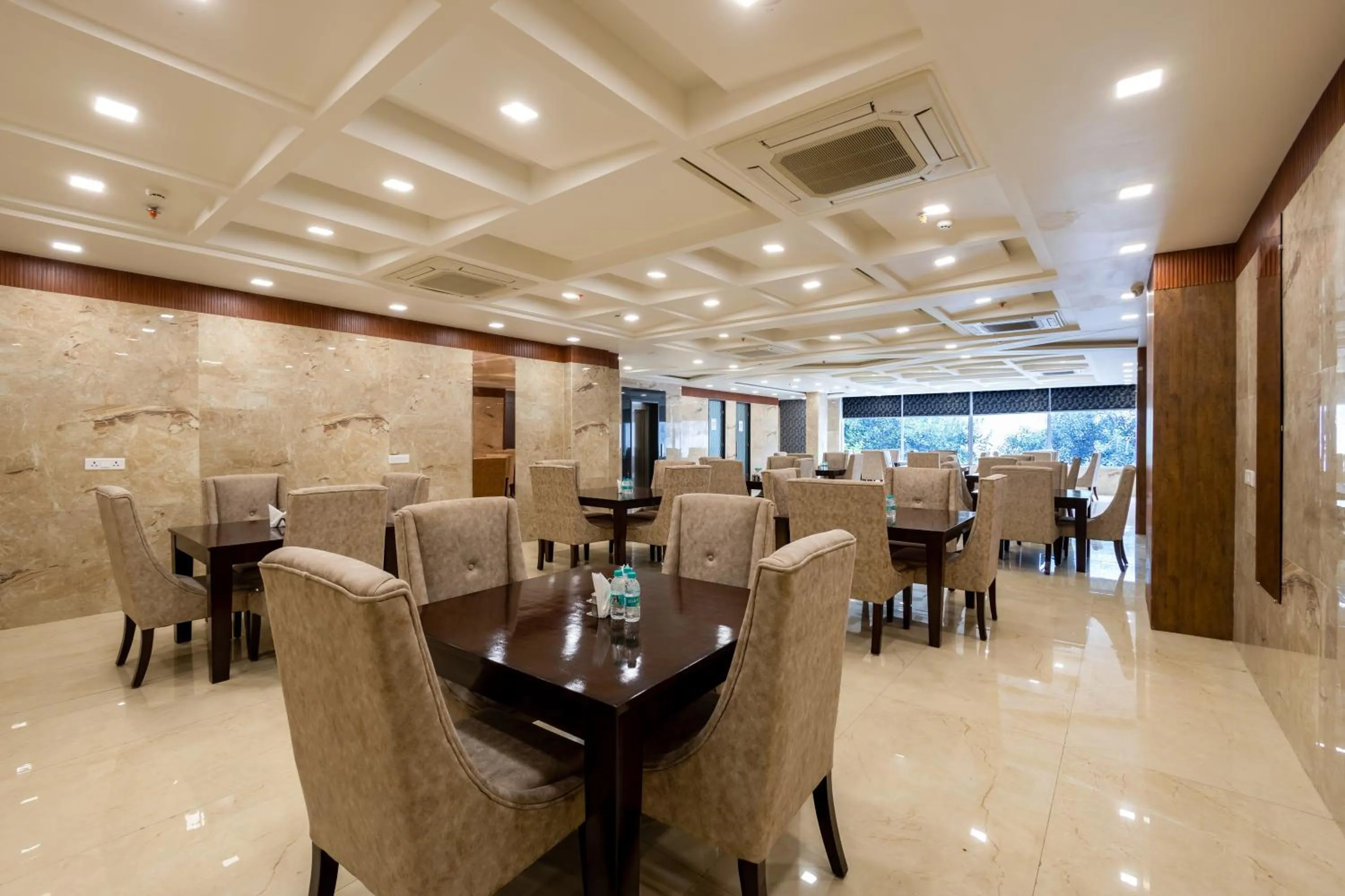 Banquet/Function facilities in Arch - Near Aerocity New Delhi