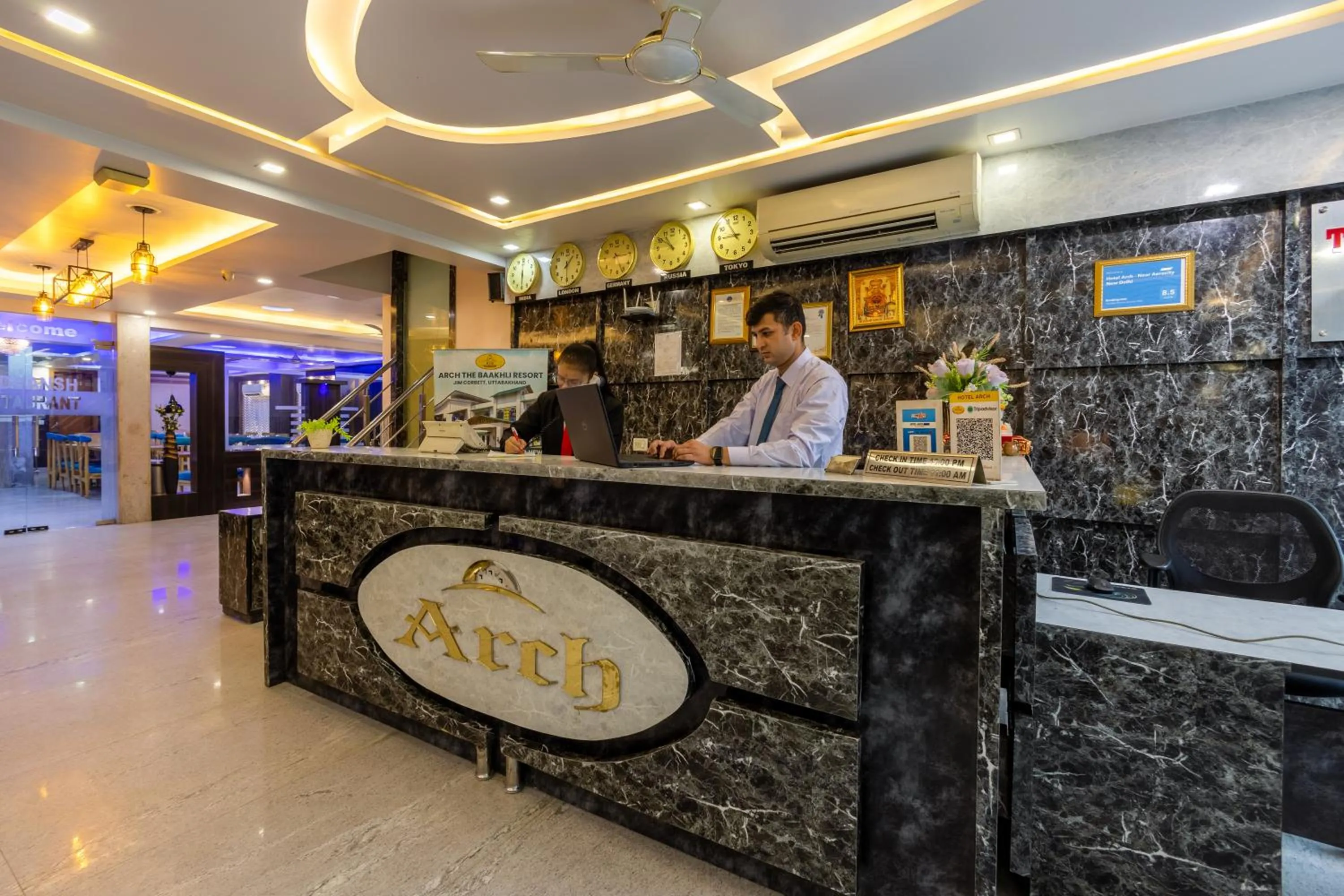 Staff in Arch - Near Aerocity New Delhi