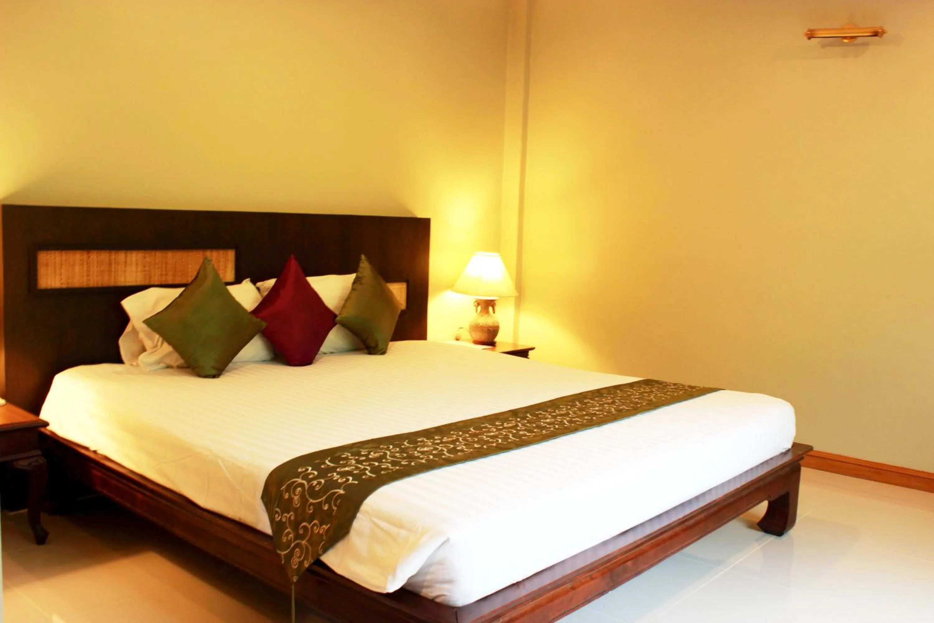 Bed in Hua Hin White Sand