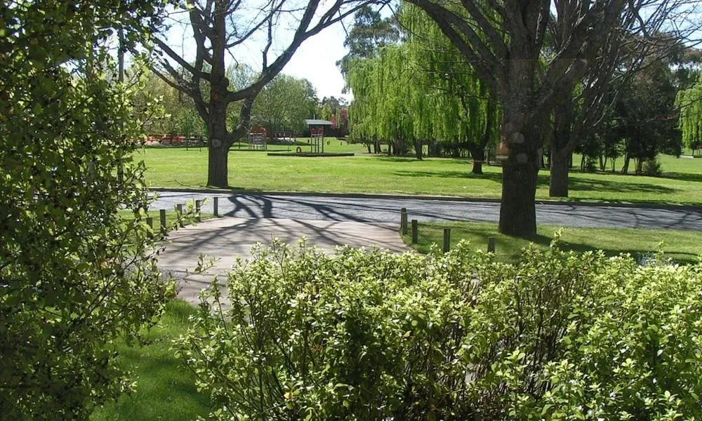 Forrest Hotel & Apartments