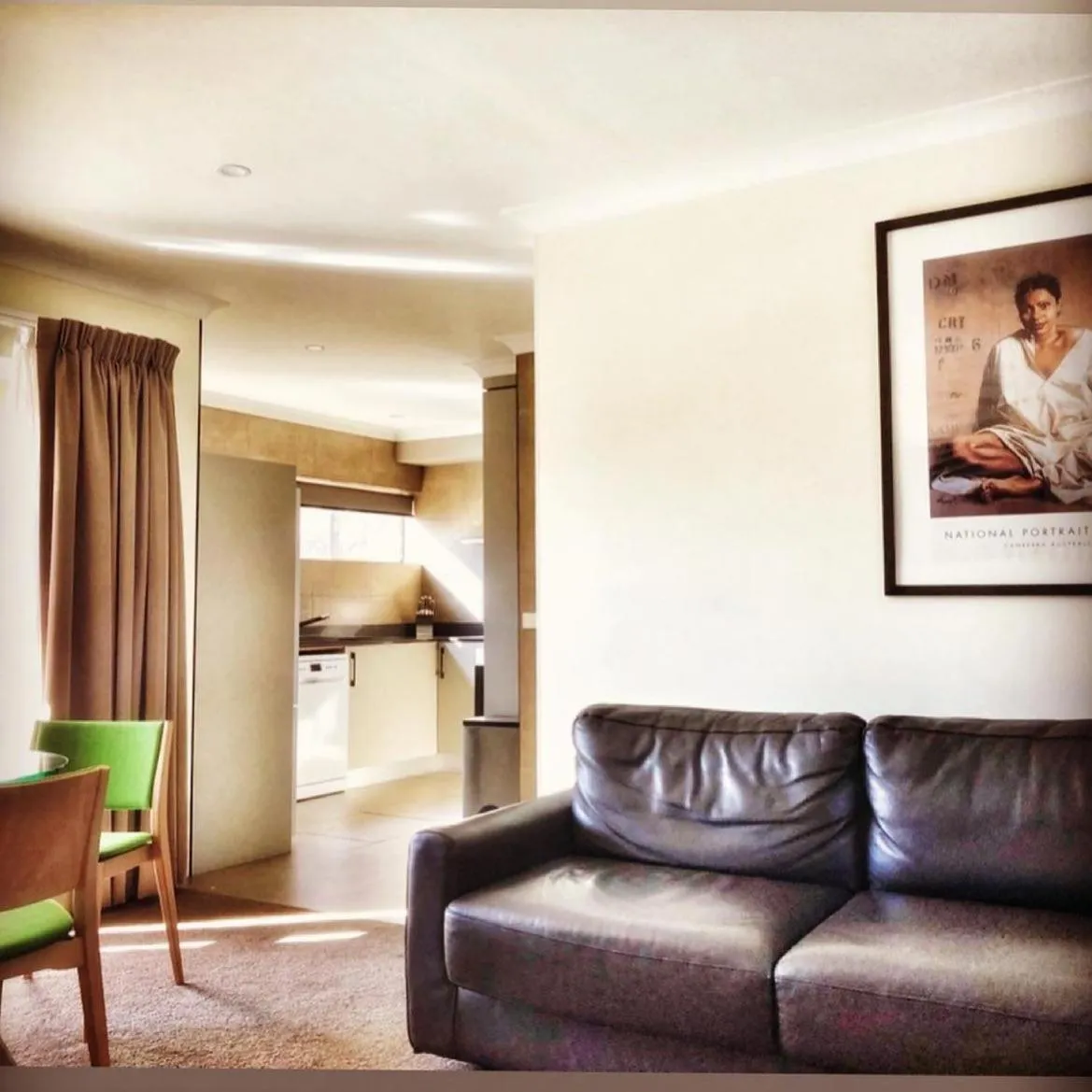 room service in Forrest Hotel & Apartments