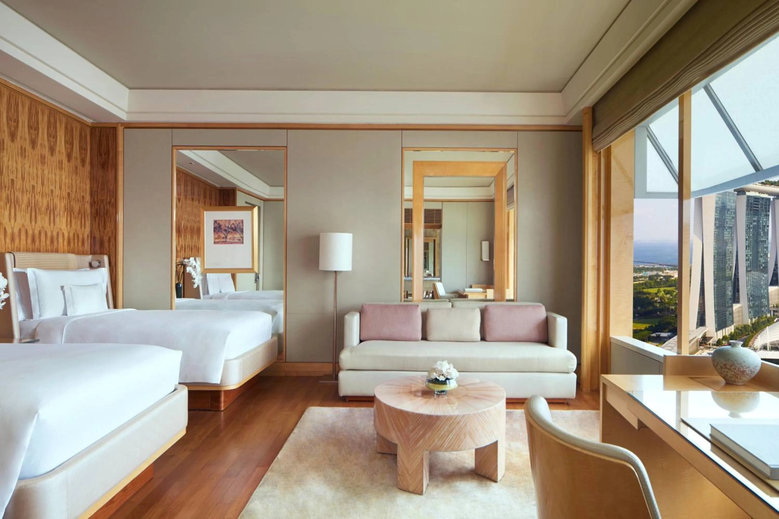 Photo of the whole room, Bed in The Ritz-Carlton, Millenia Singapore