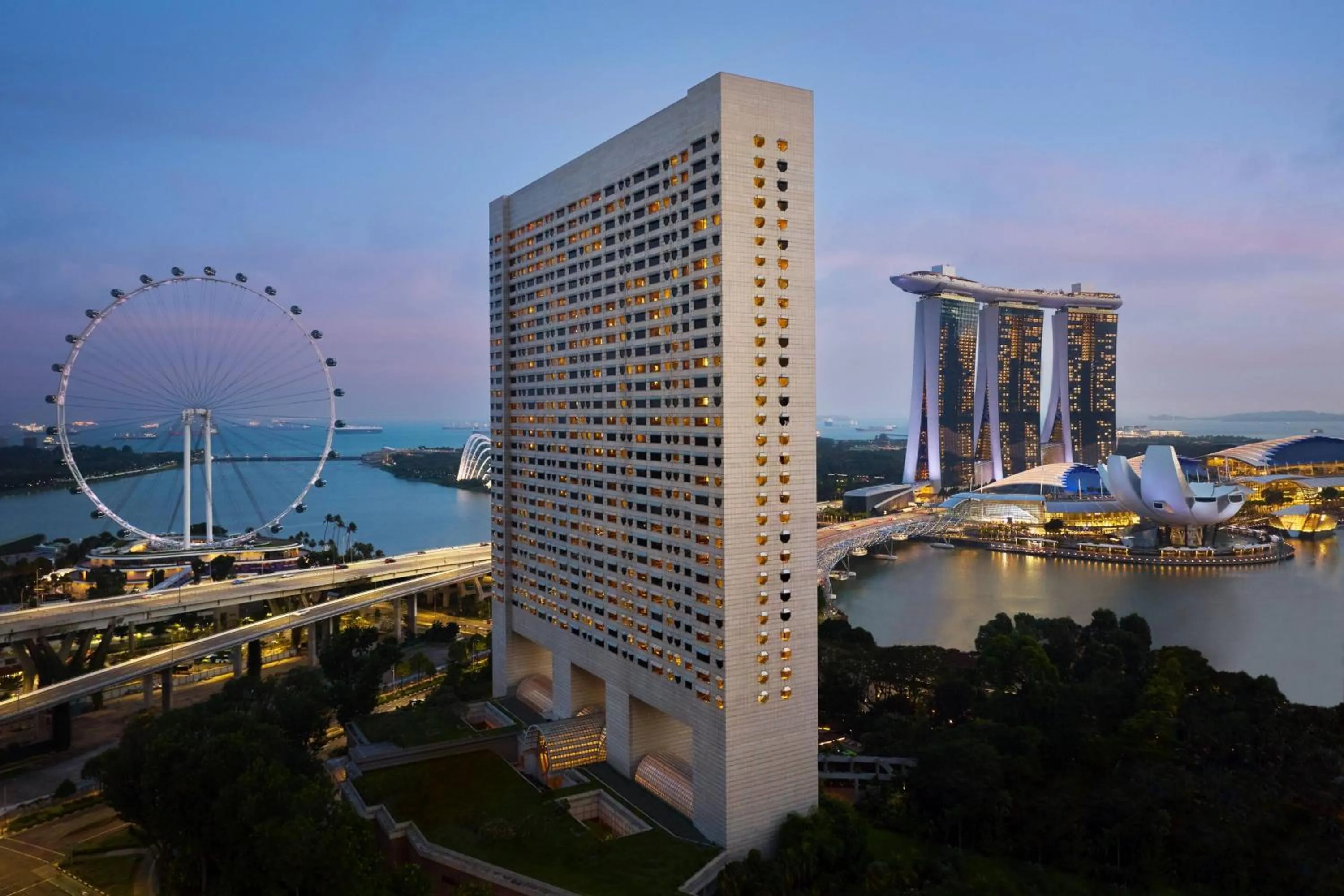 Property building in The Ritz-Carlton, Millenia Singapore
