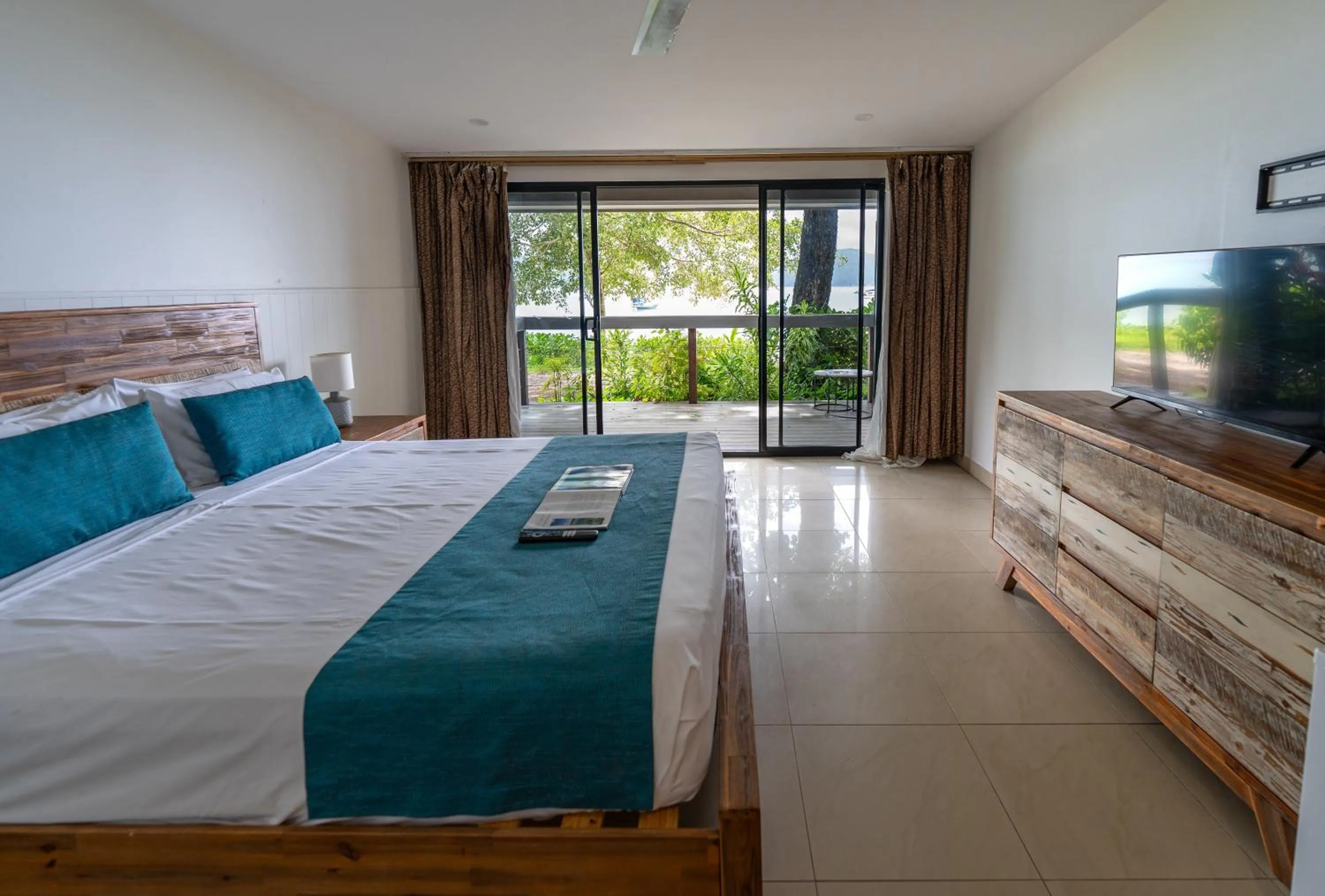 Bed in Fitzroy Island Resort