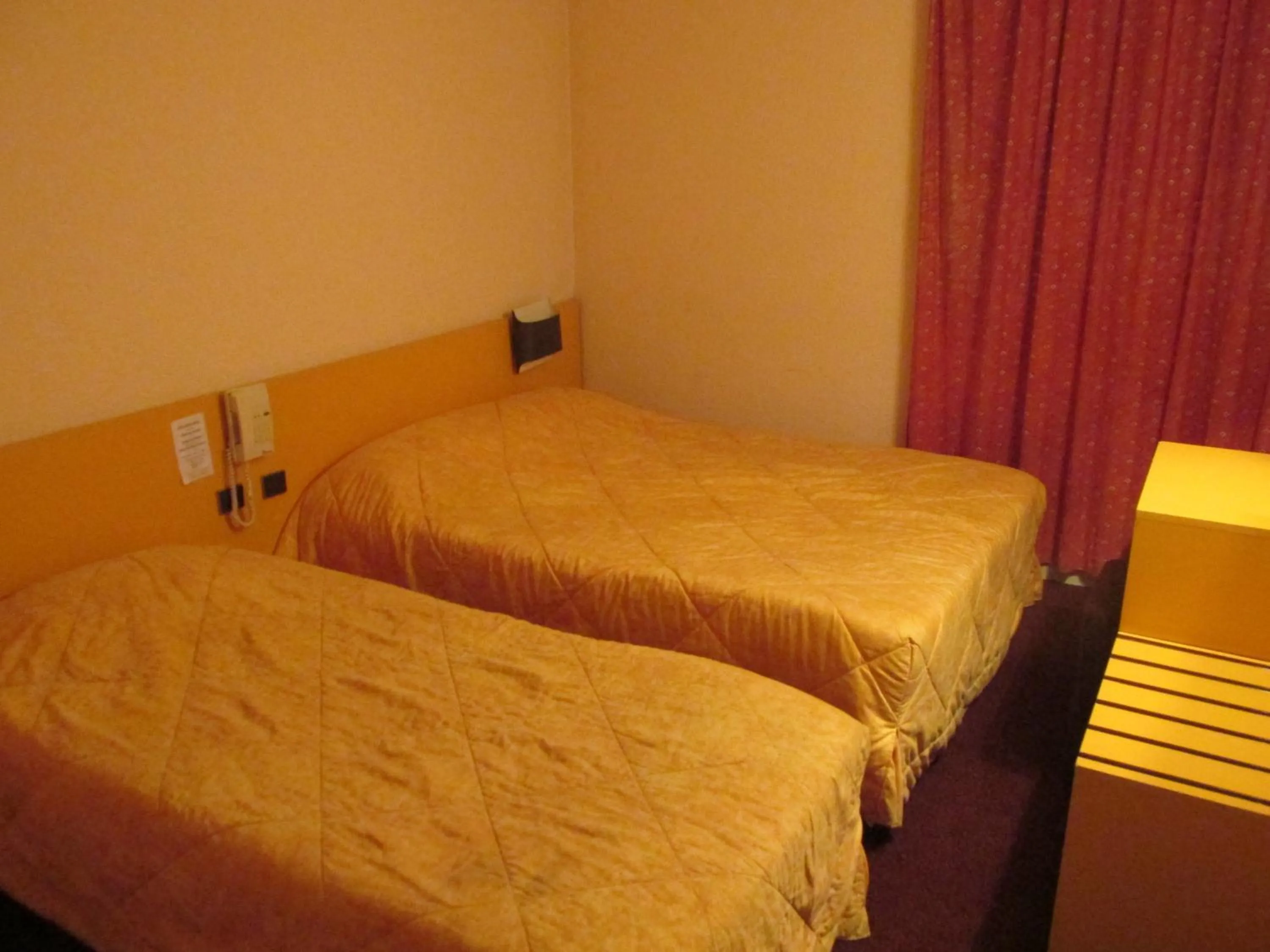 Bedroom, Bed in Hôtel Estival Arriel