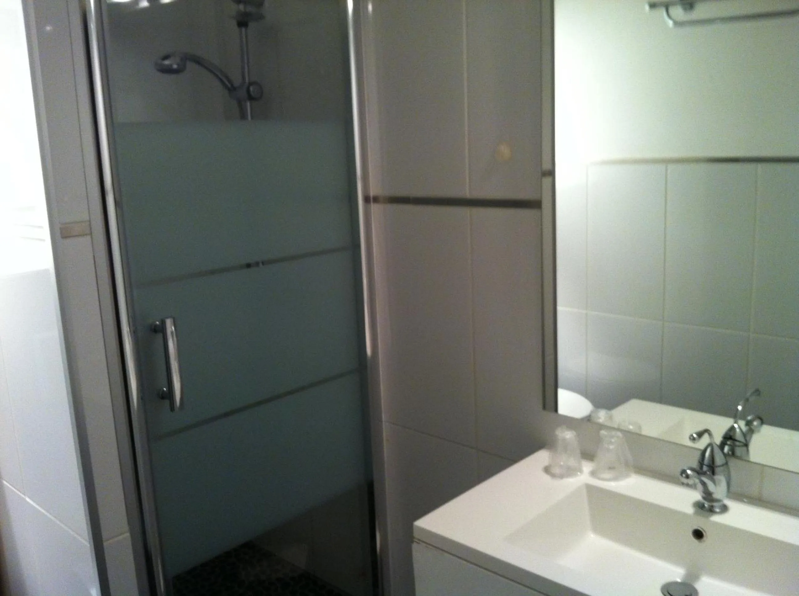 Bathroom in Hôtel L'Eau Des Collines