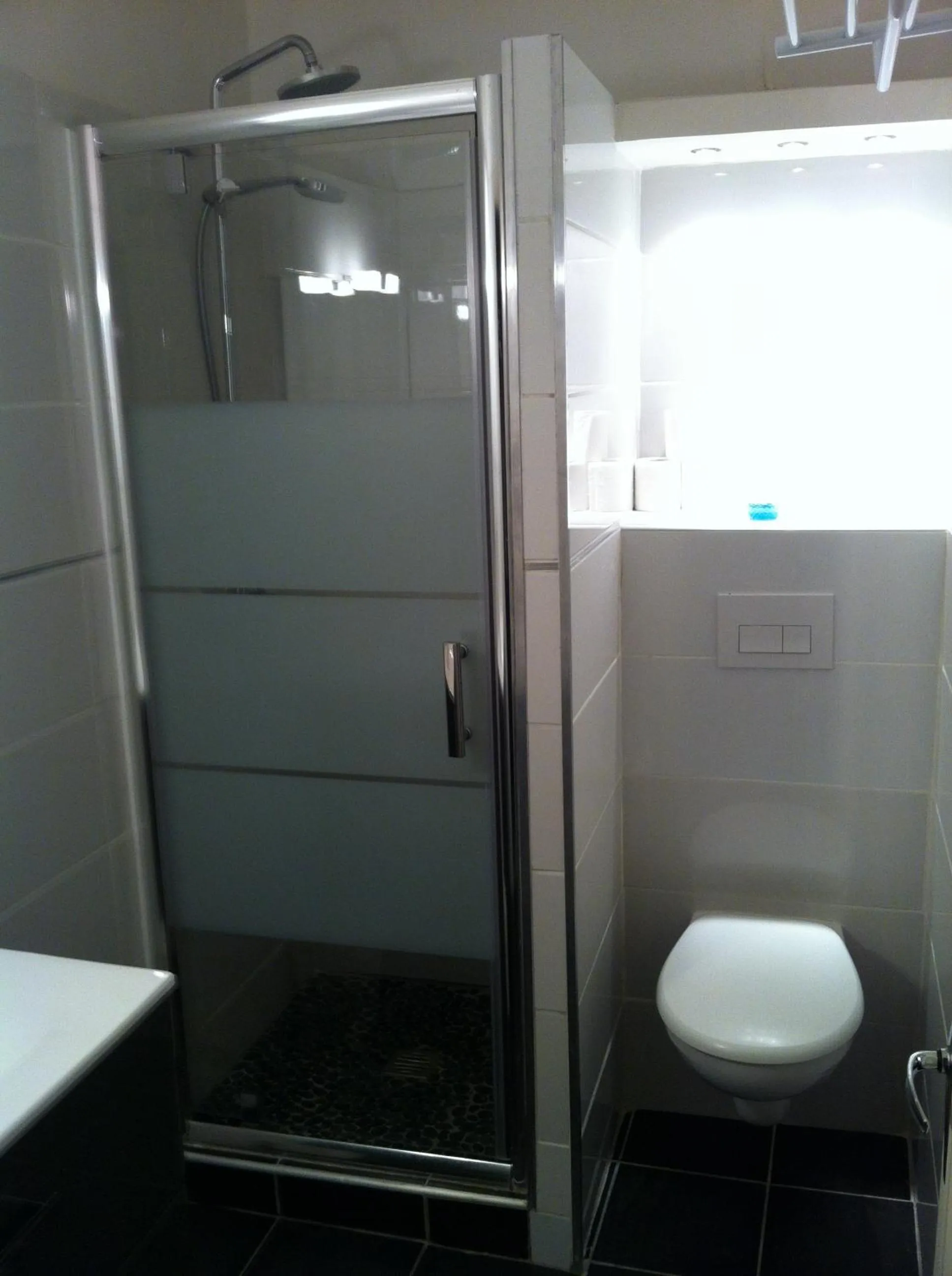 Bathroom in Hôtel L'Eau Des Collines