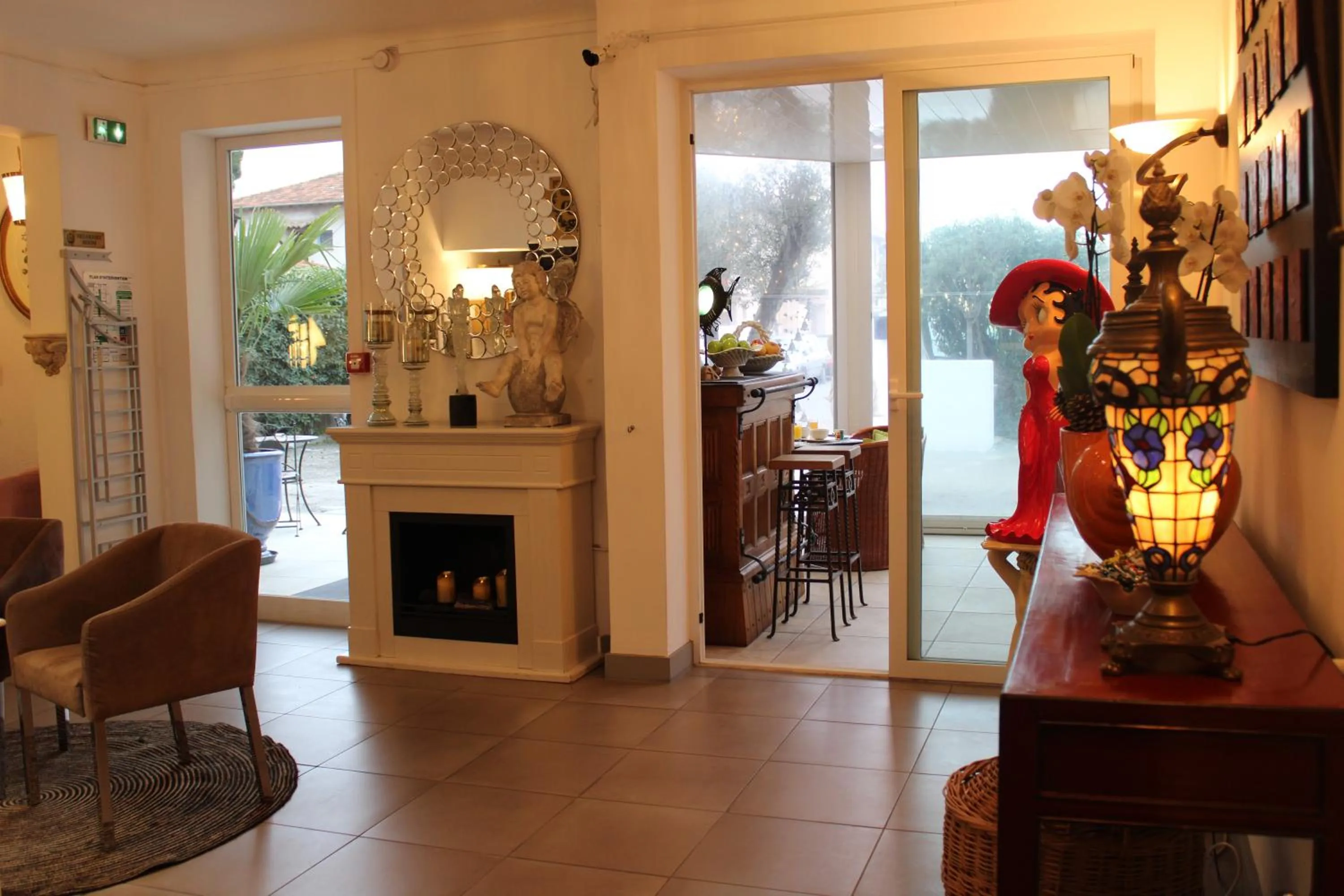 Lobby or reception in Hôtel La Villa des Oliviers