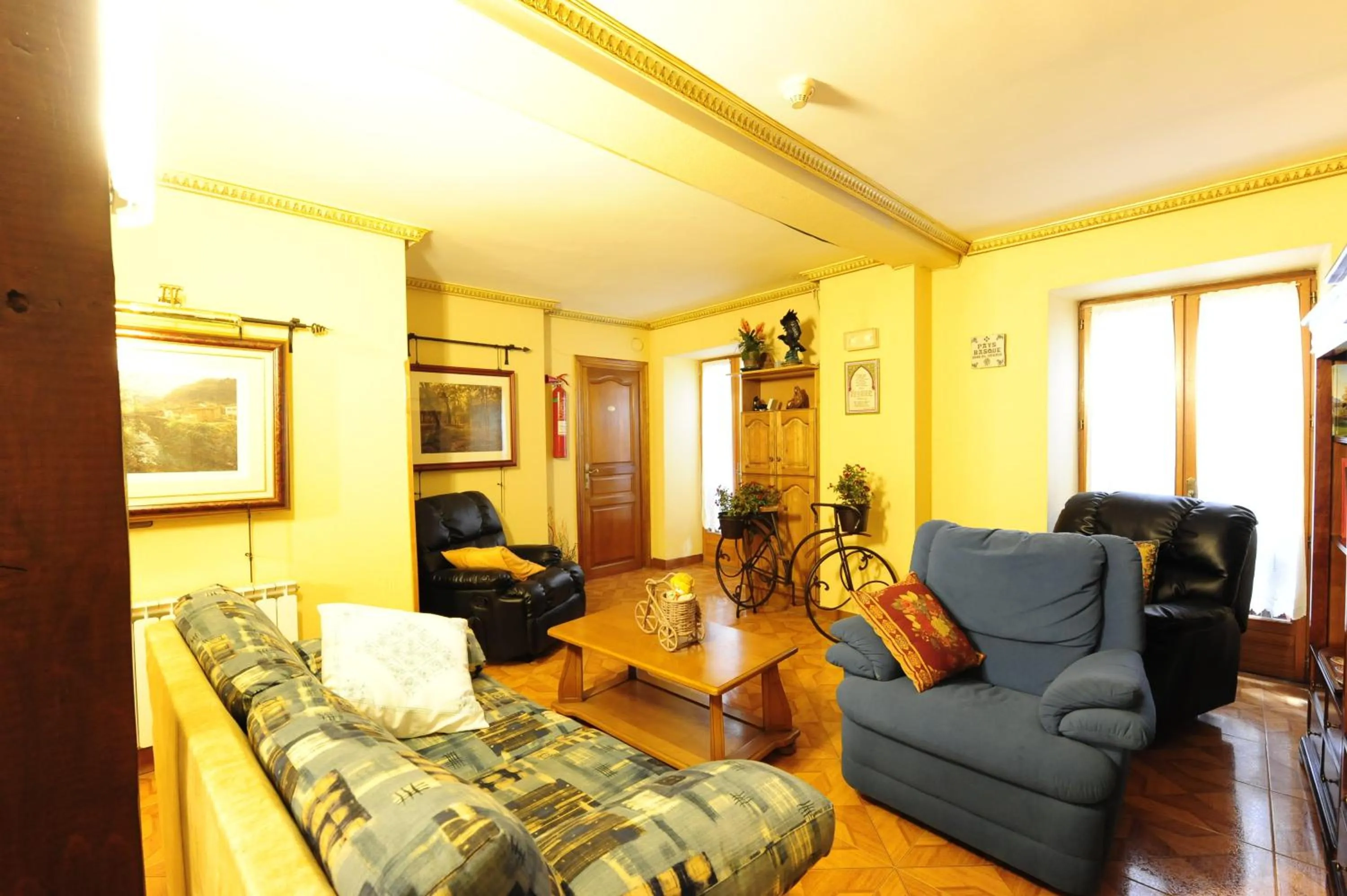 Lounge or bar in Hotel Rural Bereau