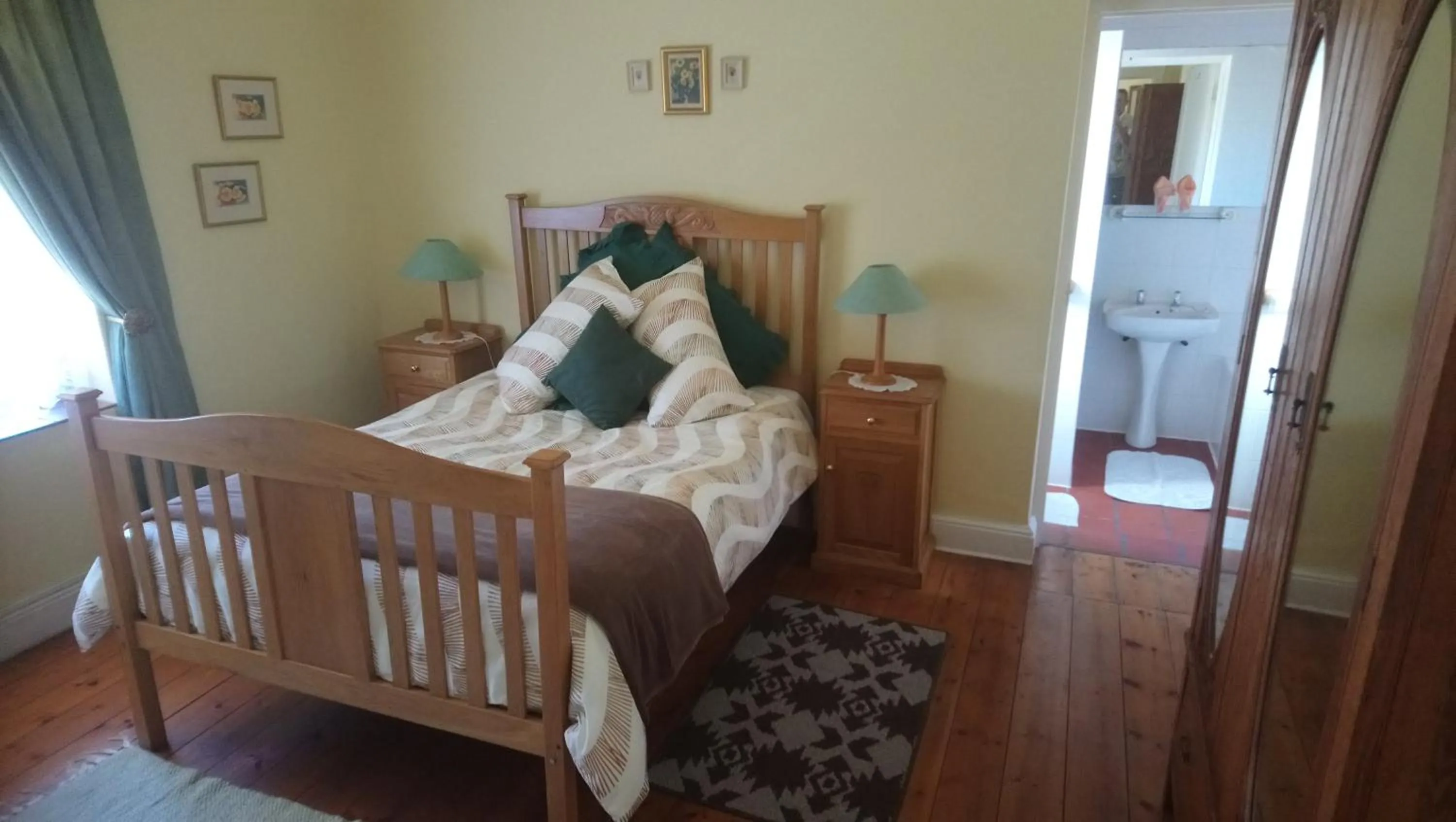 Photo of the whole room, Bed in Welterusten Guesthouse