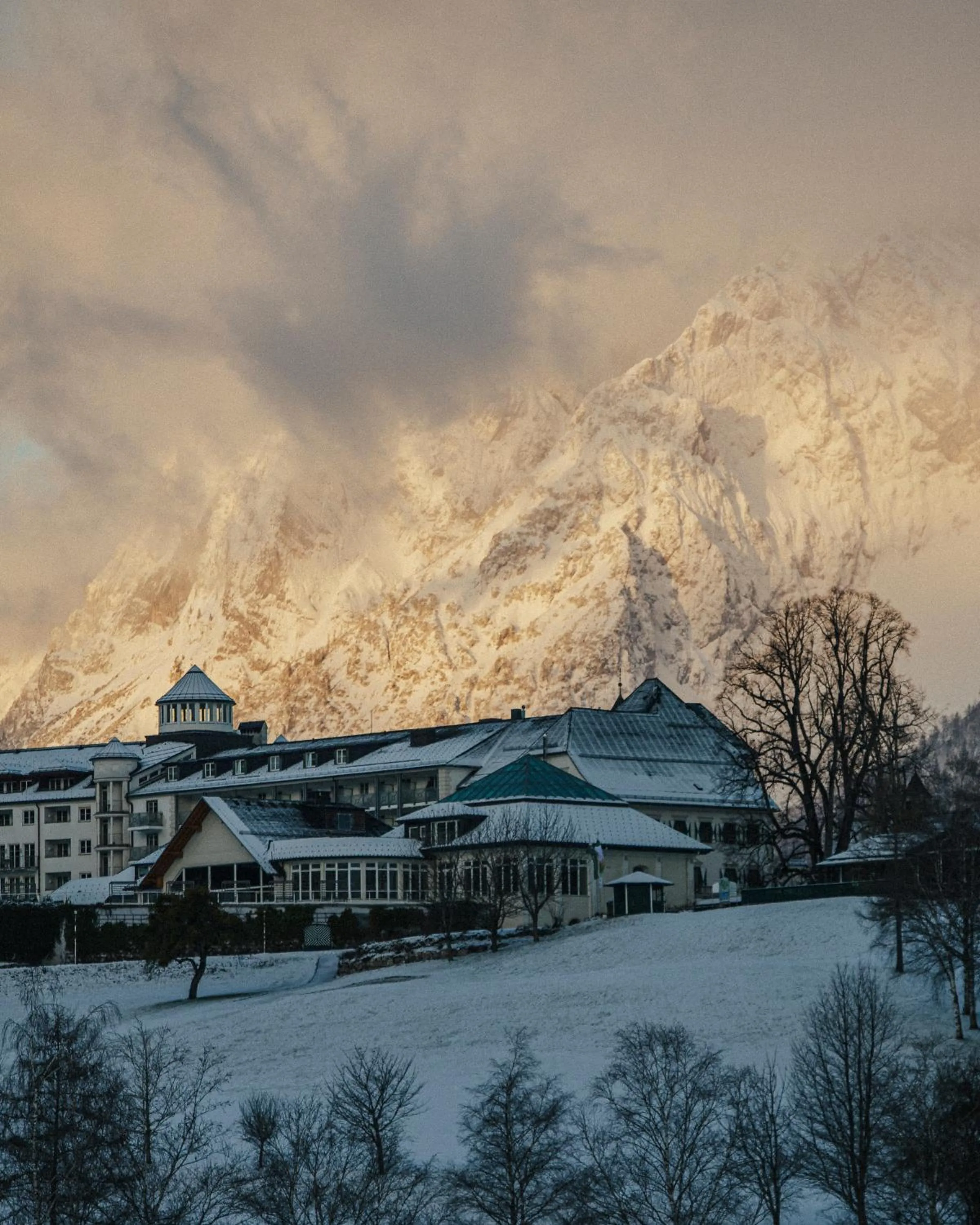 Property building in IMLAUER Hotel Schloss Pichlarn