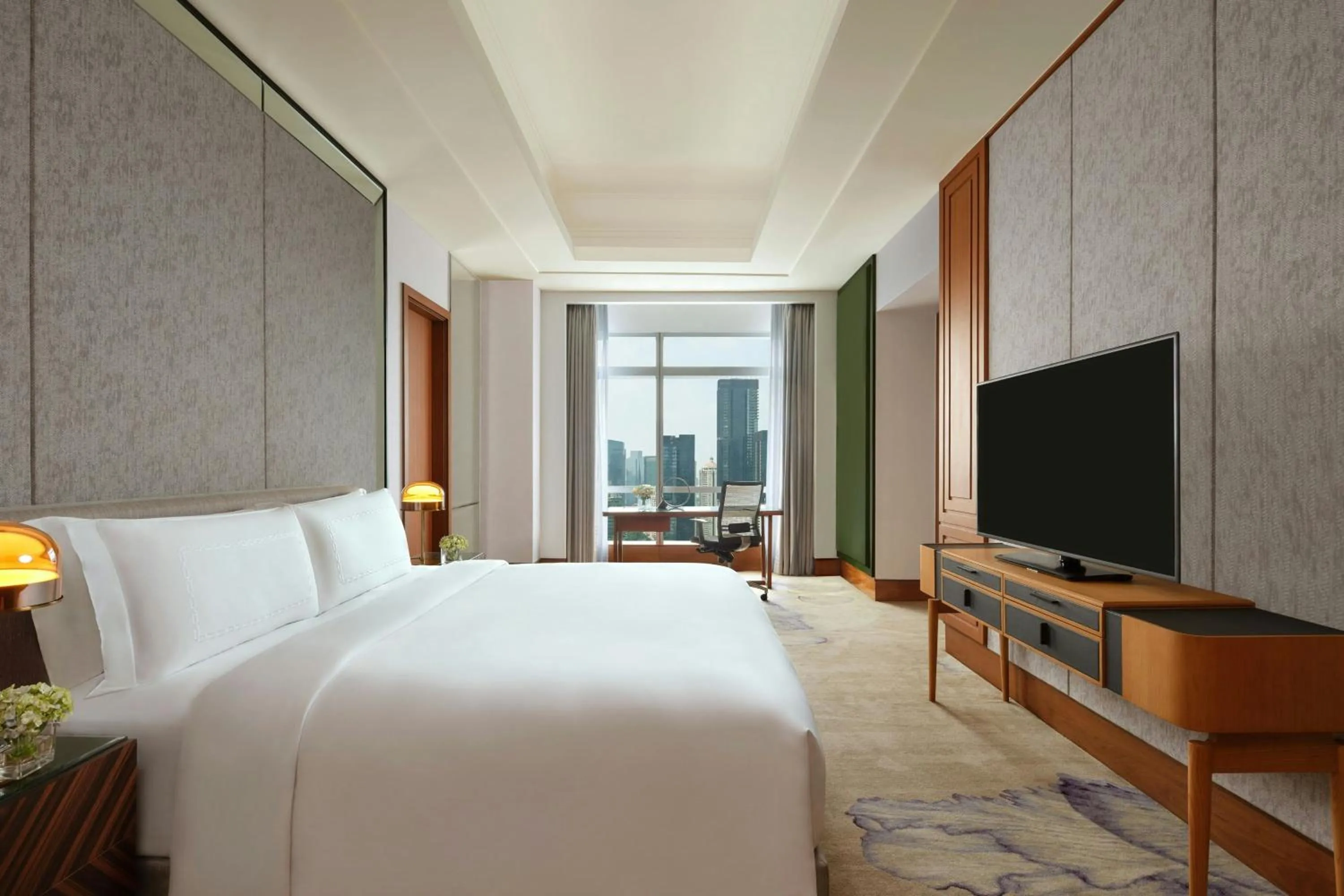Bedroom, Bed in The Ritz-Carlton Jakarta, Pacific Place