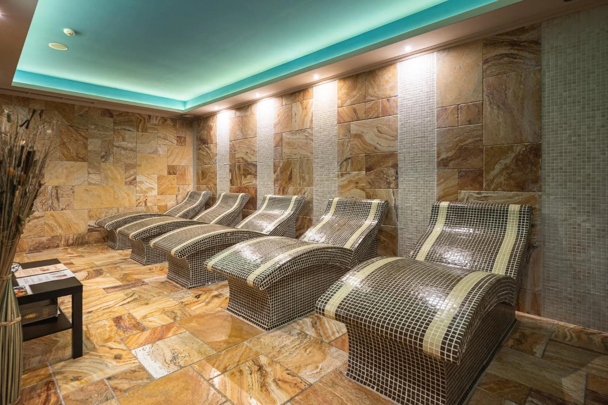 Seating area in SPA Hotel Infinity Park Velingrad