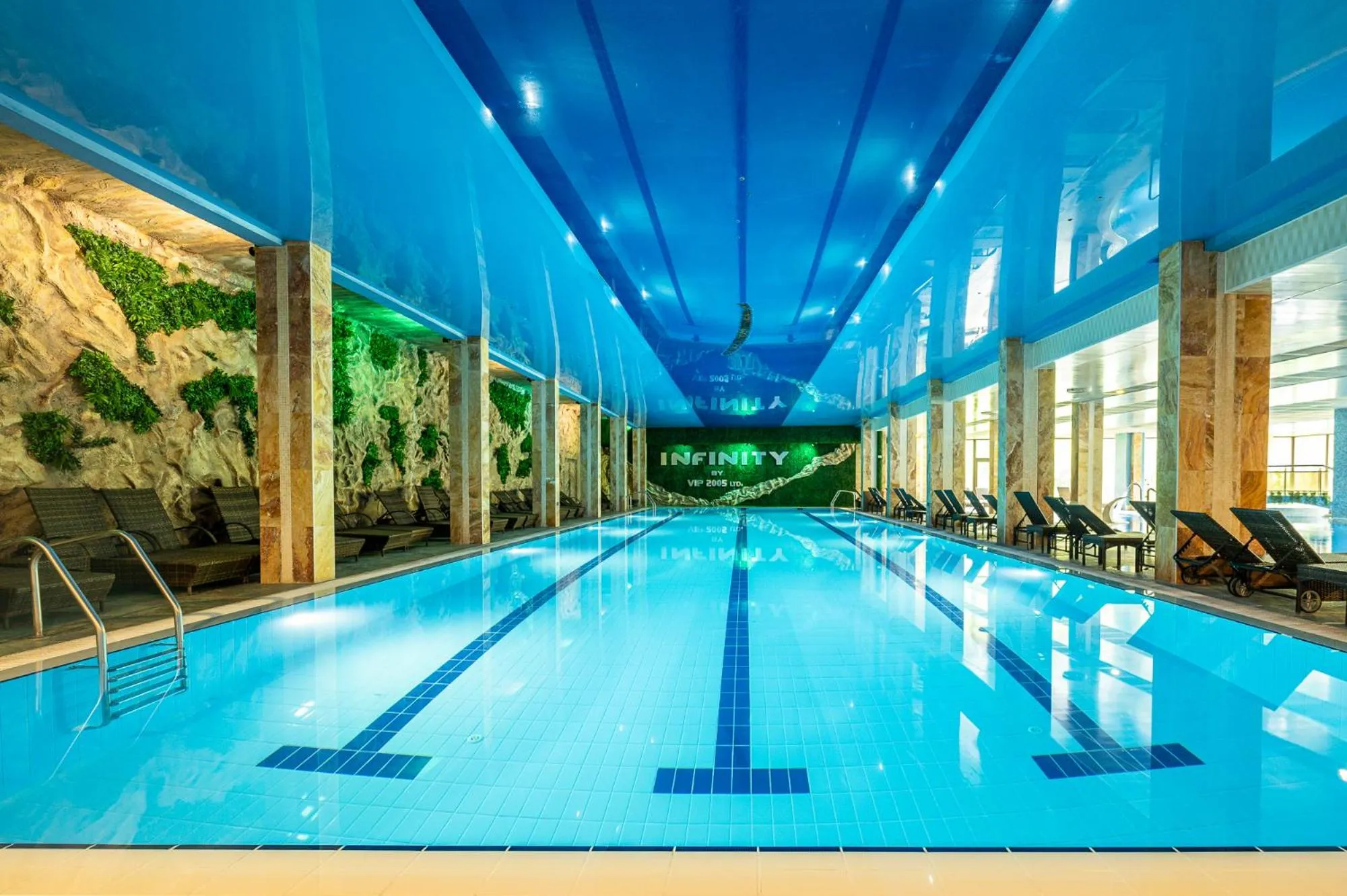 Swimming pool in SPA Hotel Infinity Park Velingrad