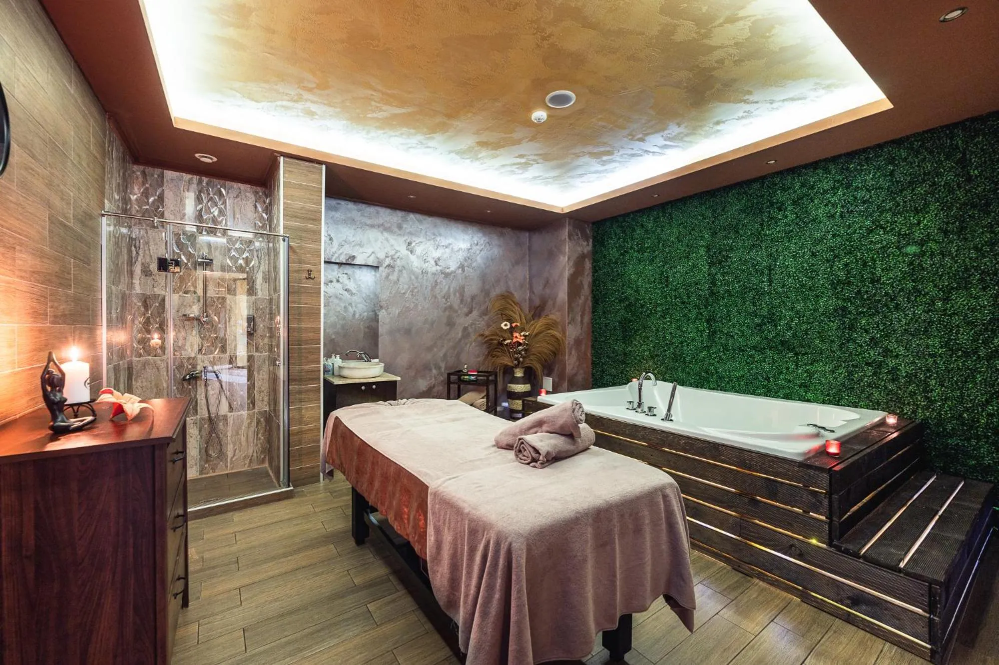 Bed in SPA Hotel Infinity Park Velingrad