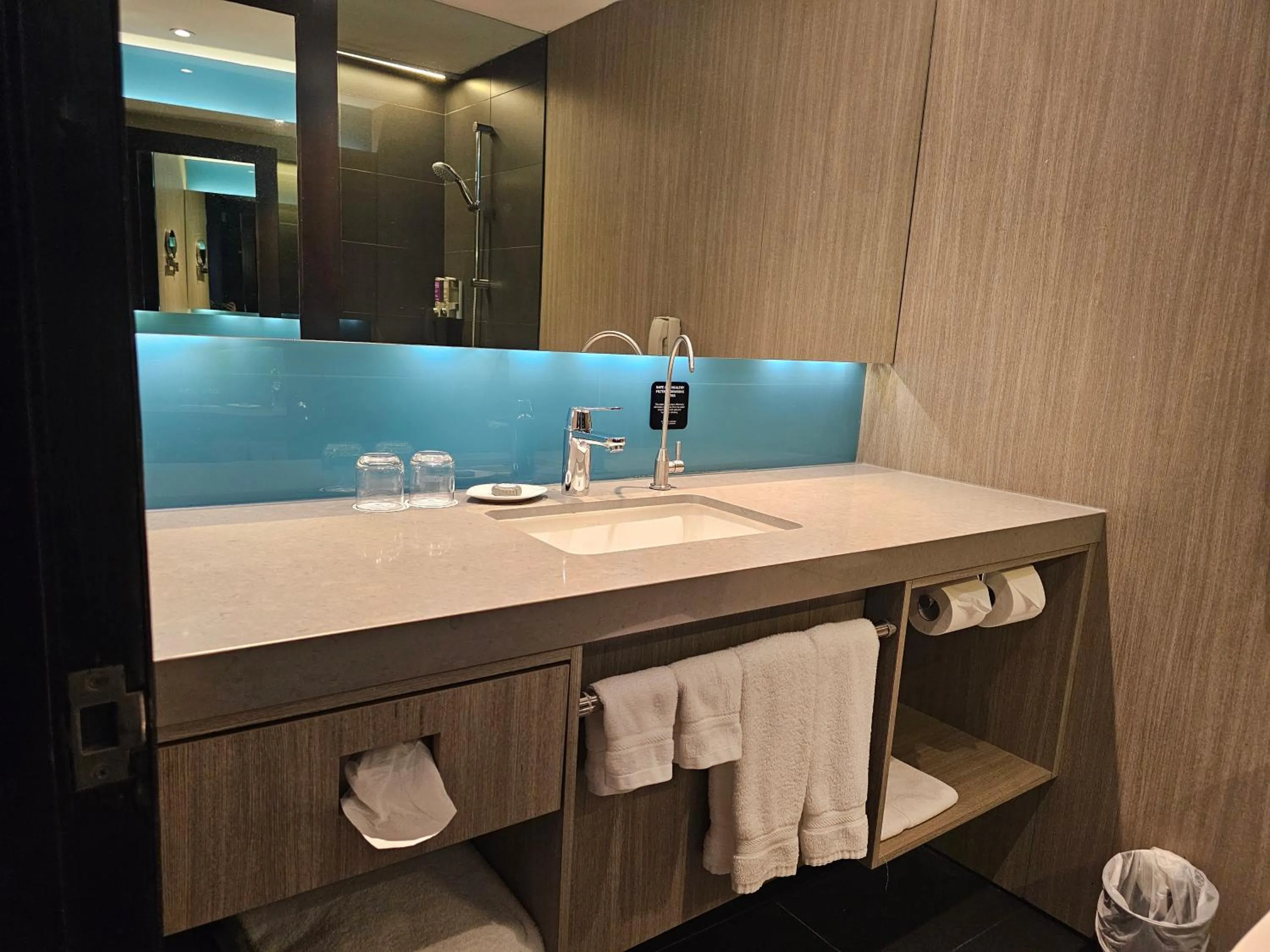 Bathroom in Concorde Hotel Singapore