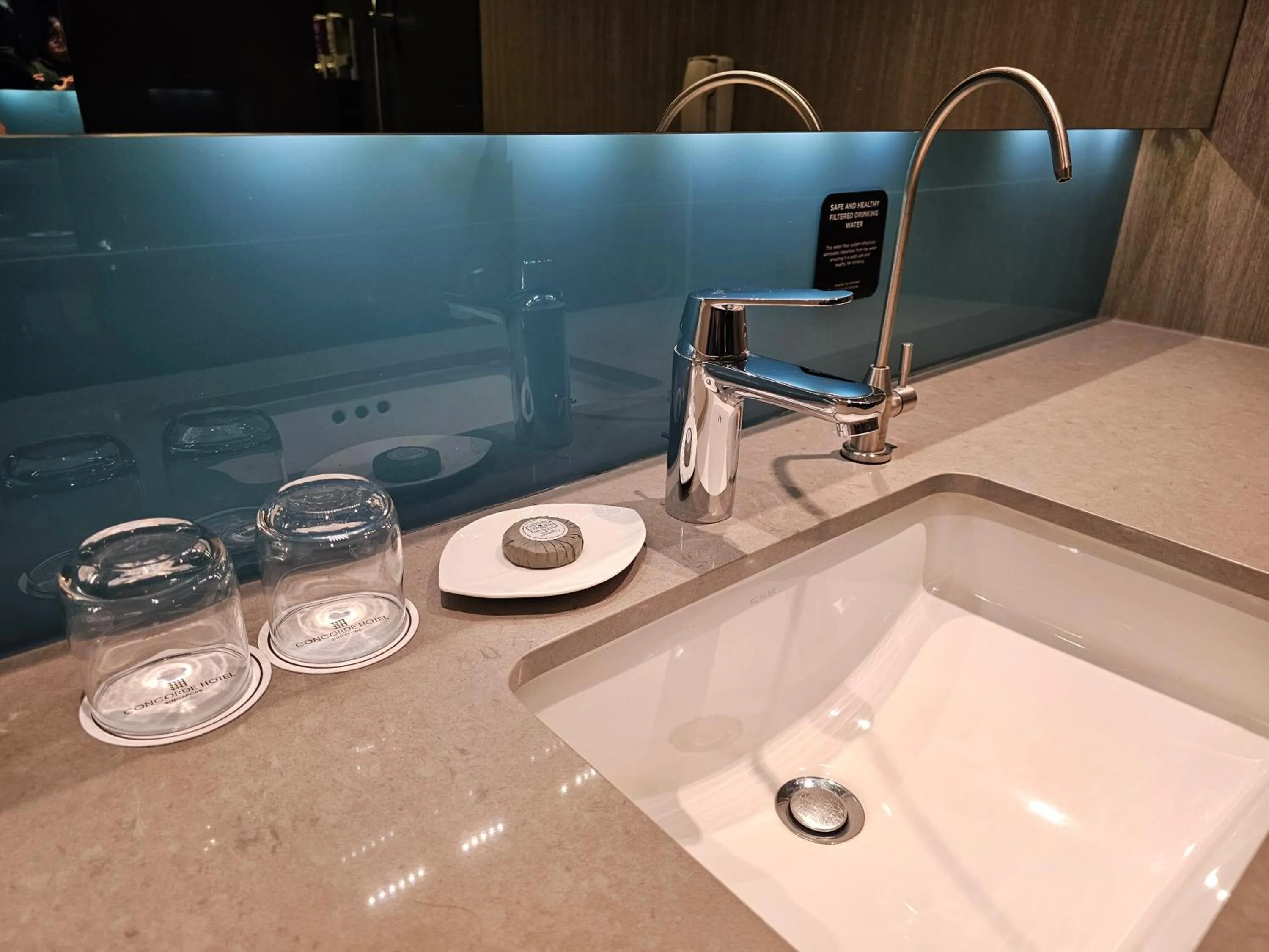 Bathroom in Concorde Hotel Singapore