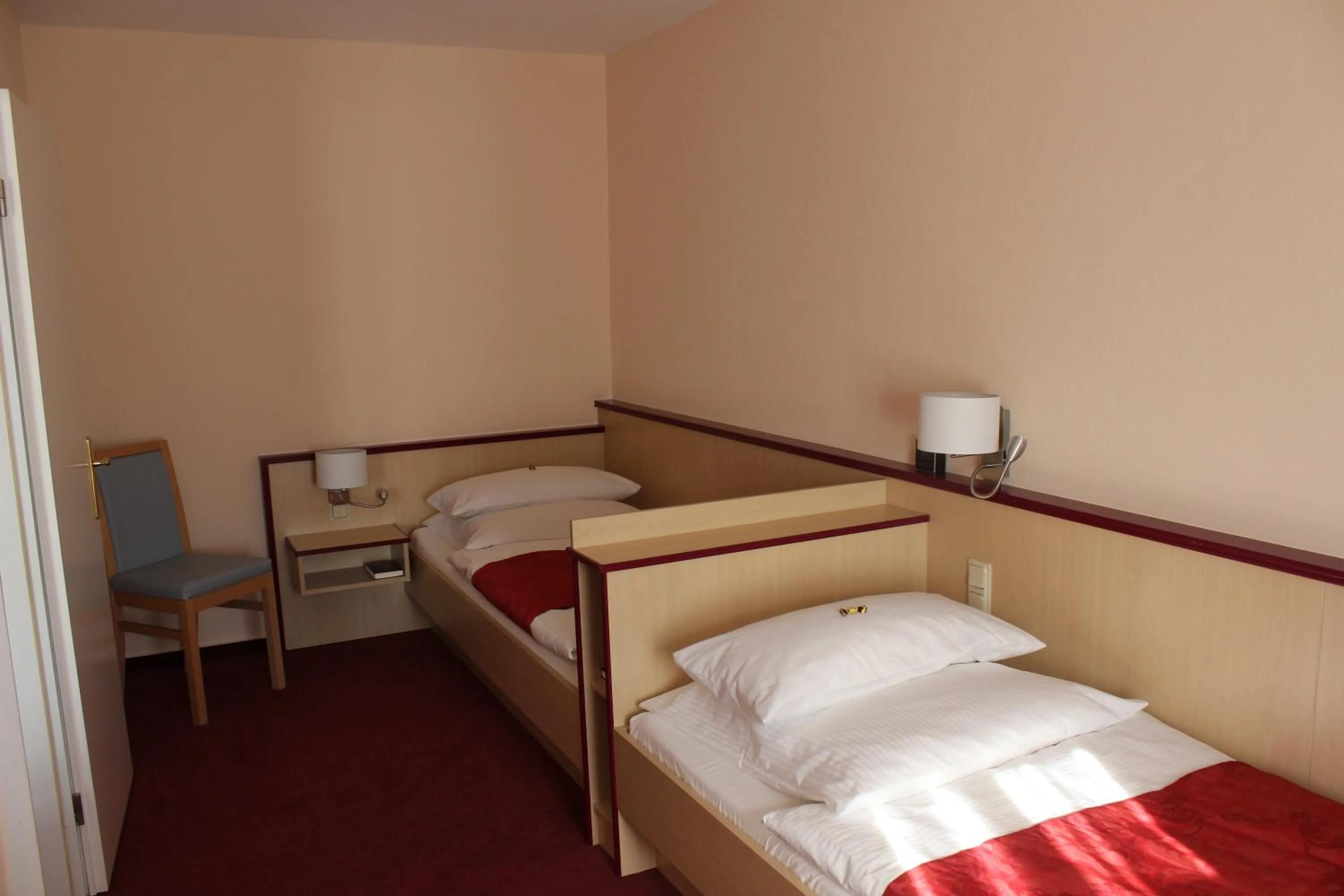 Photo of the whole room, Bed in APARTHOTEL 1A