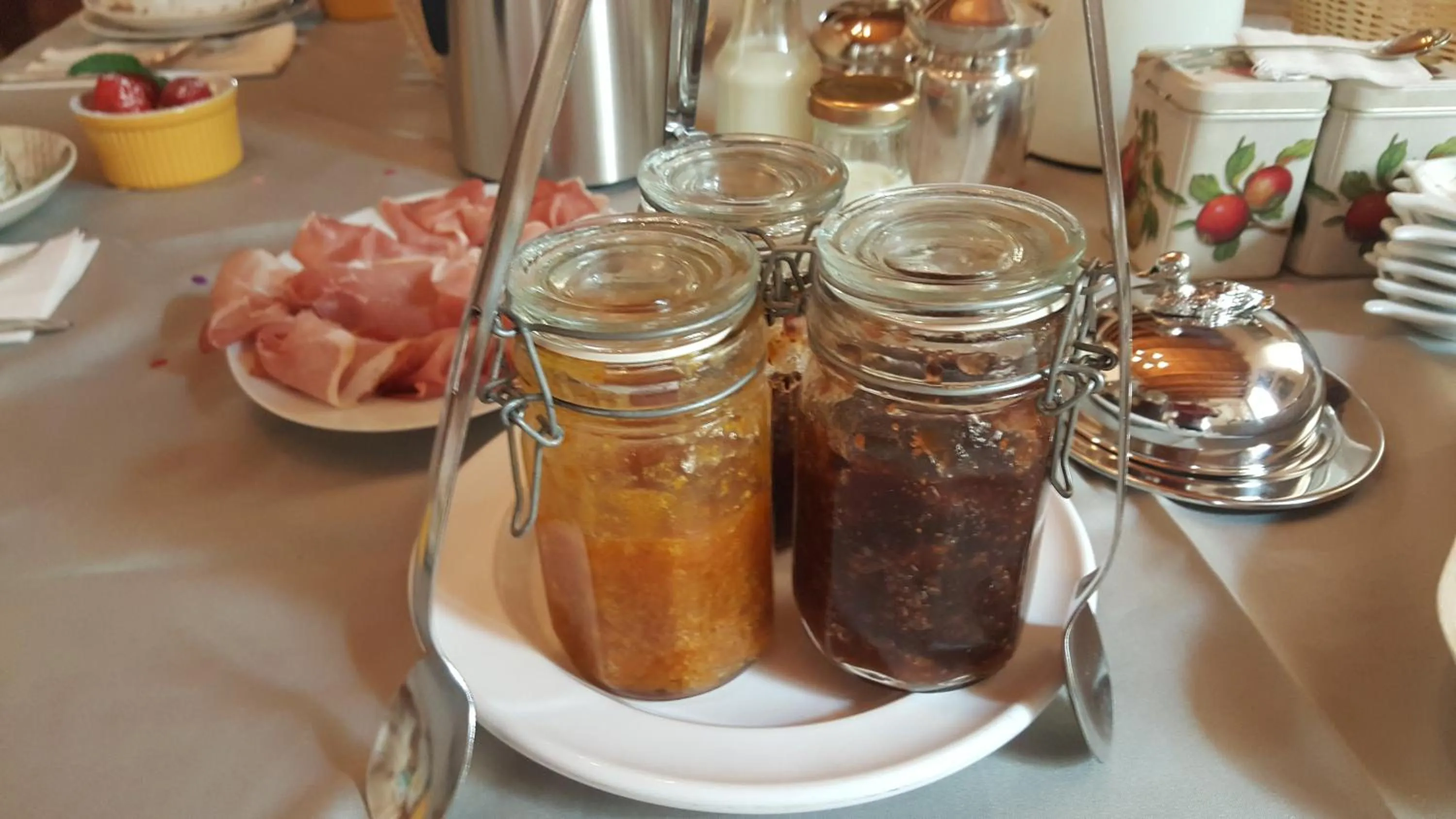 Breakfast in La Chuchotiere