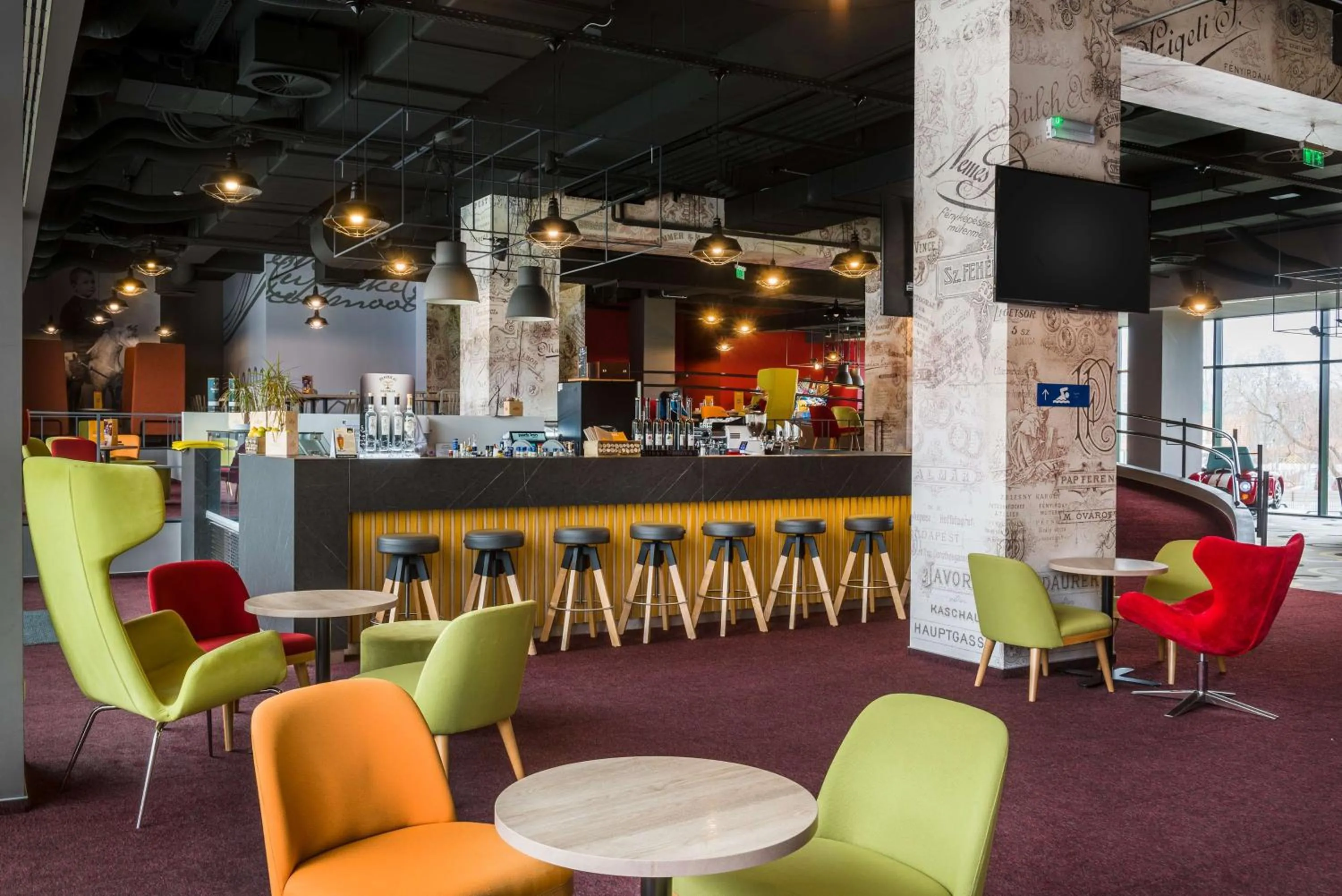 Lounge or bar in Park Inn by Radisson Zalakaros Hotel & Spa - All inclusive