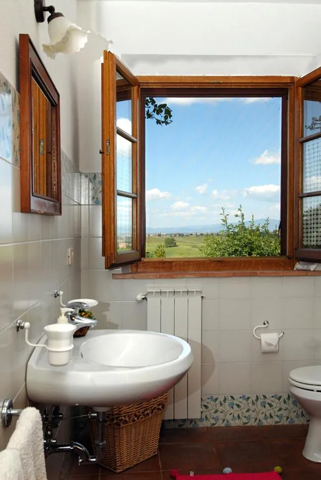 Bathroom in Tenuta Santagnese