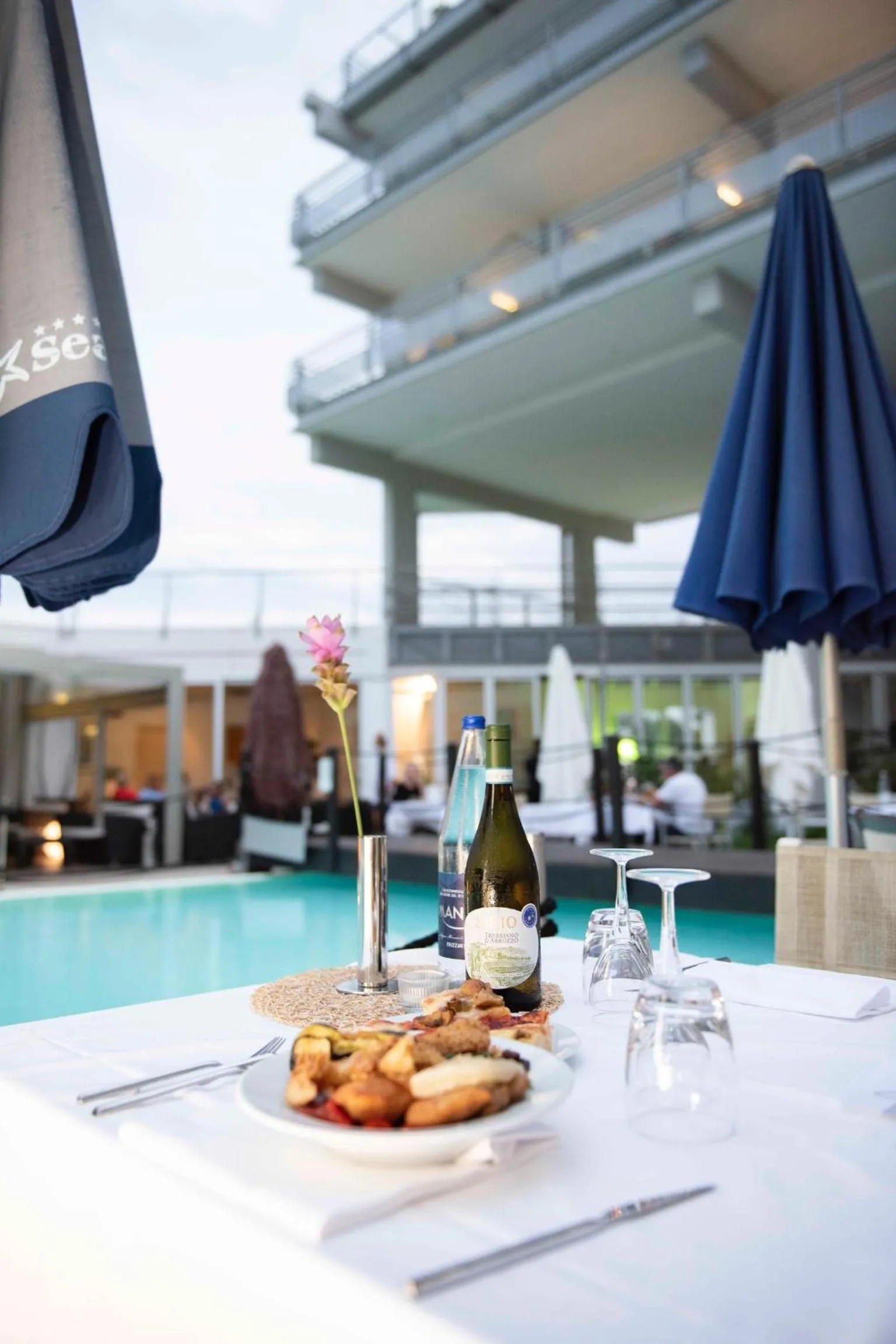 Food and drinks in SeaPark SPA Resort